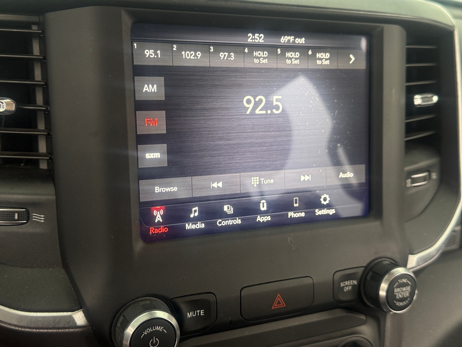 Thumbnail: 2019 RAM 1500 - 4