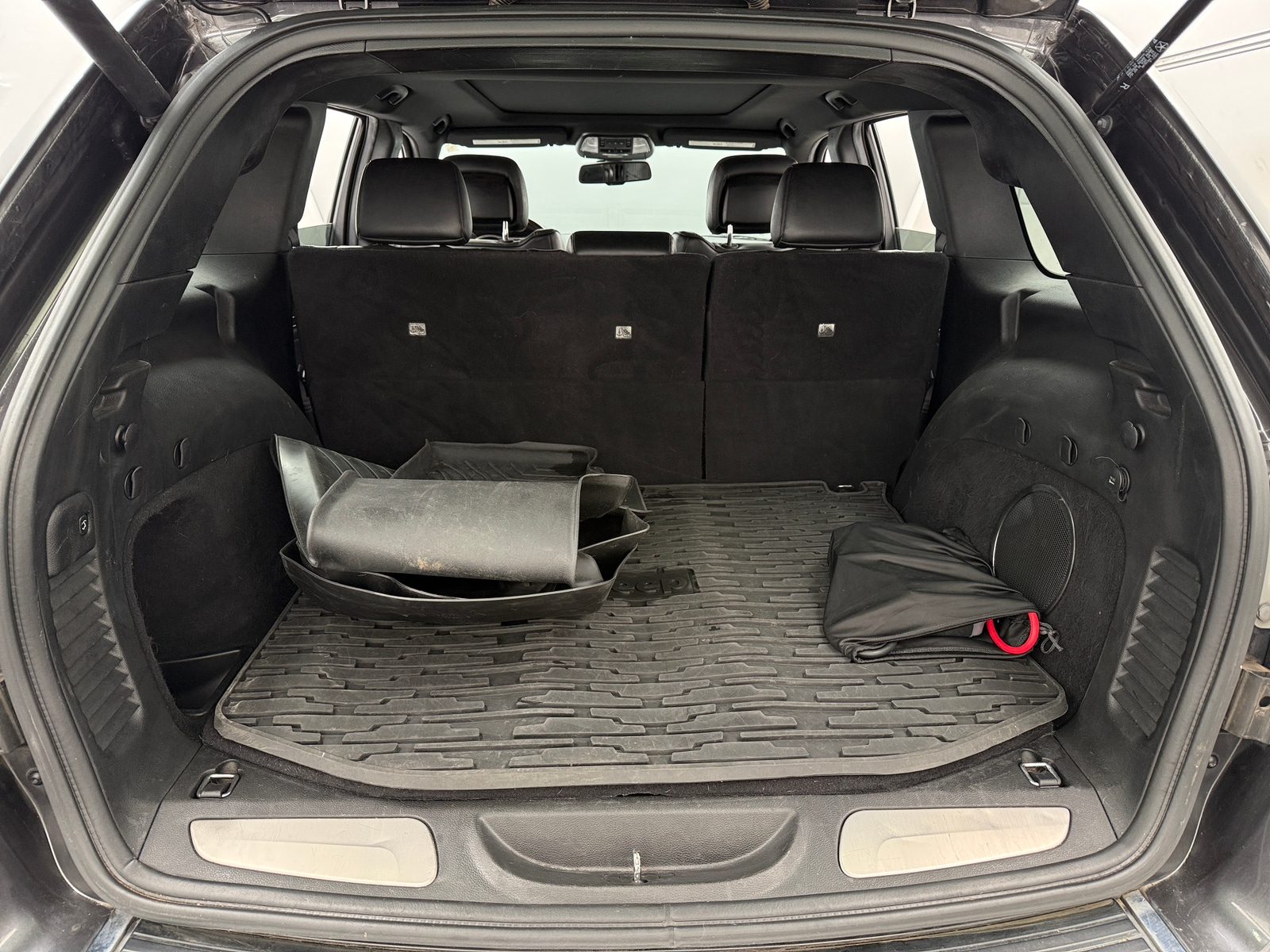 Thumbnail: 2014 Jeep Grand Cherokee - 6