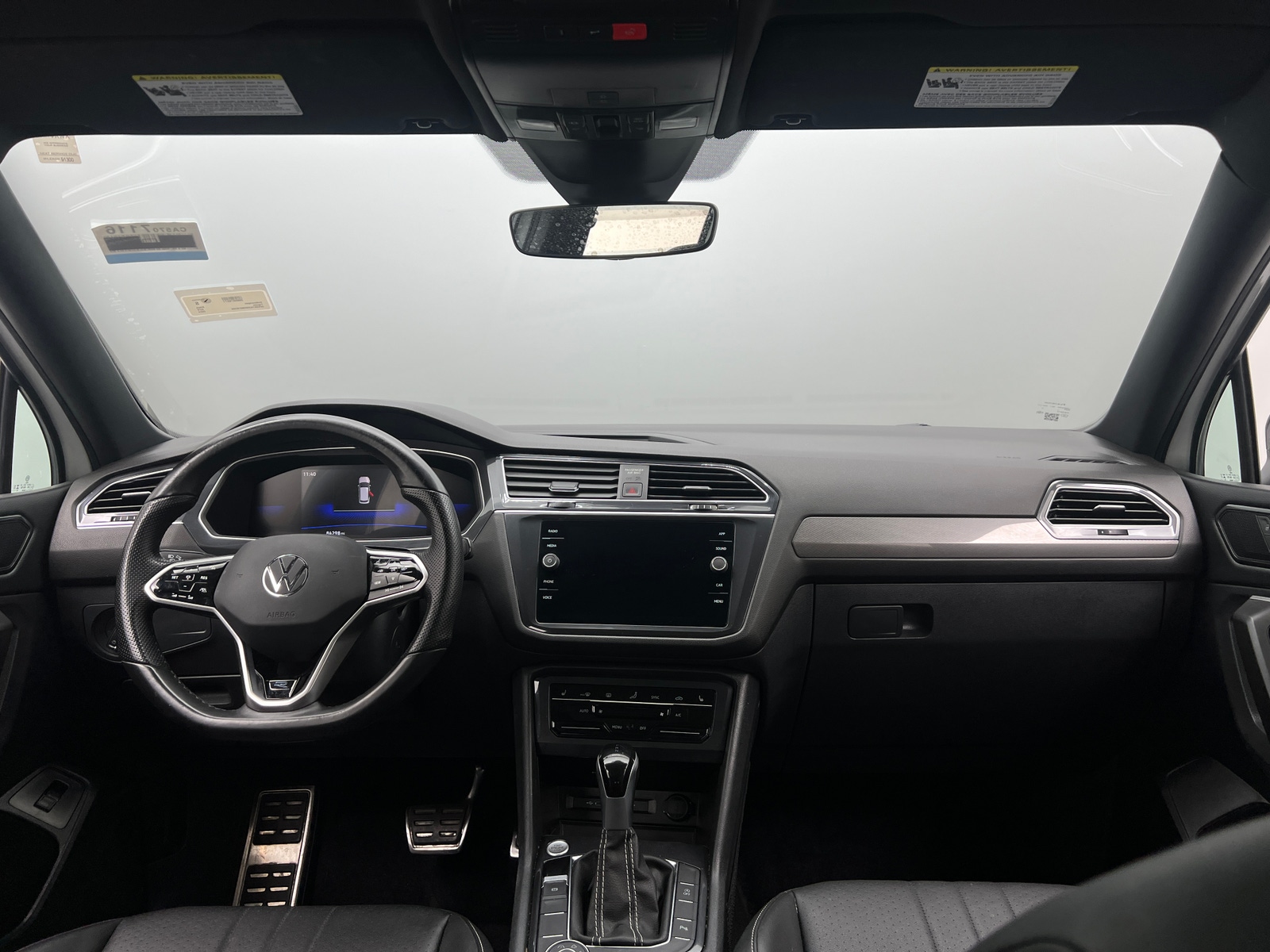 Thumbnail: 2024 Volkswagen Tiguan - 2