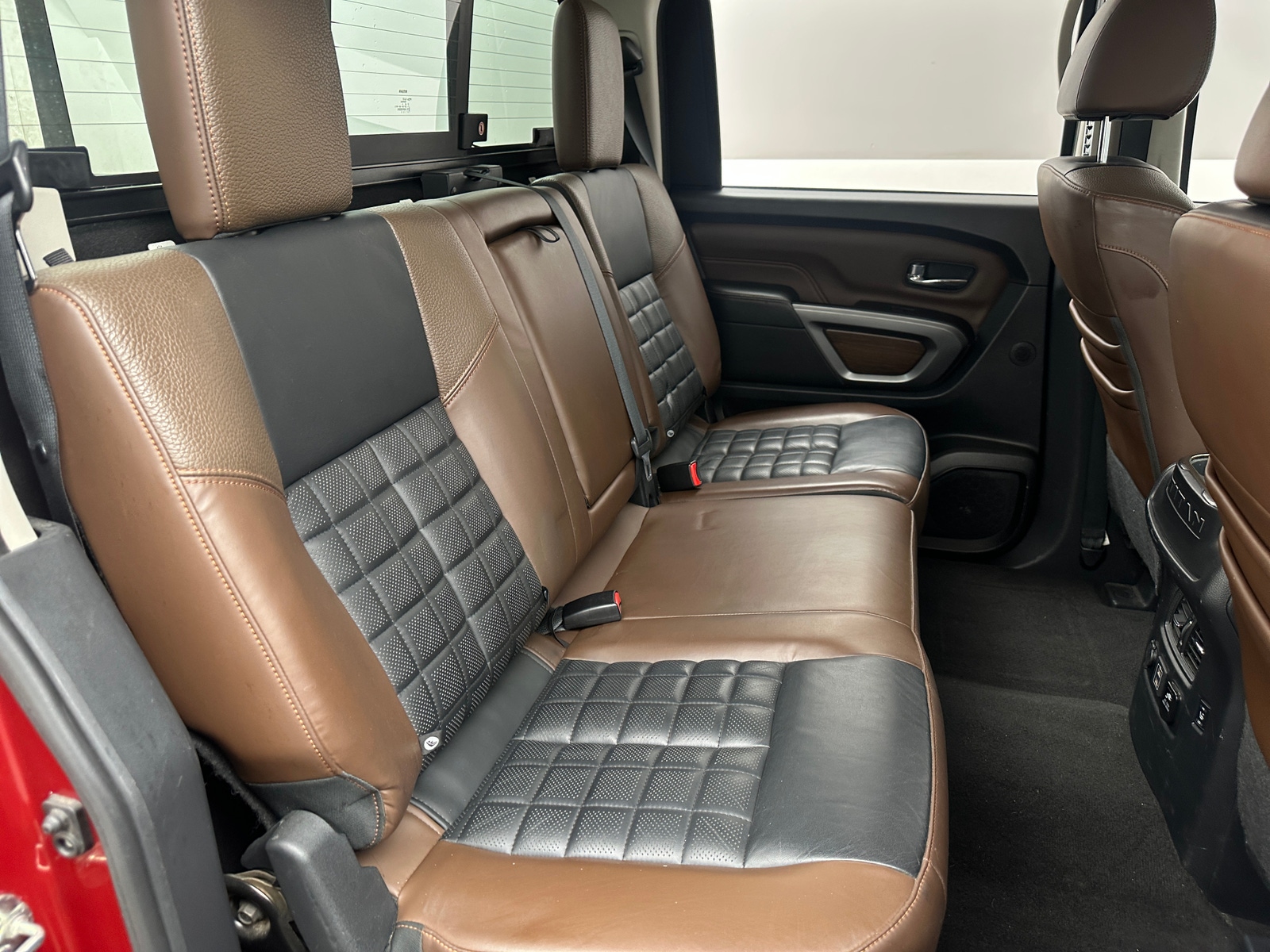 Thumbnail: 2019 Nissan Titan - 5