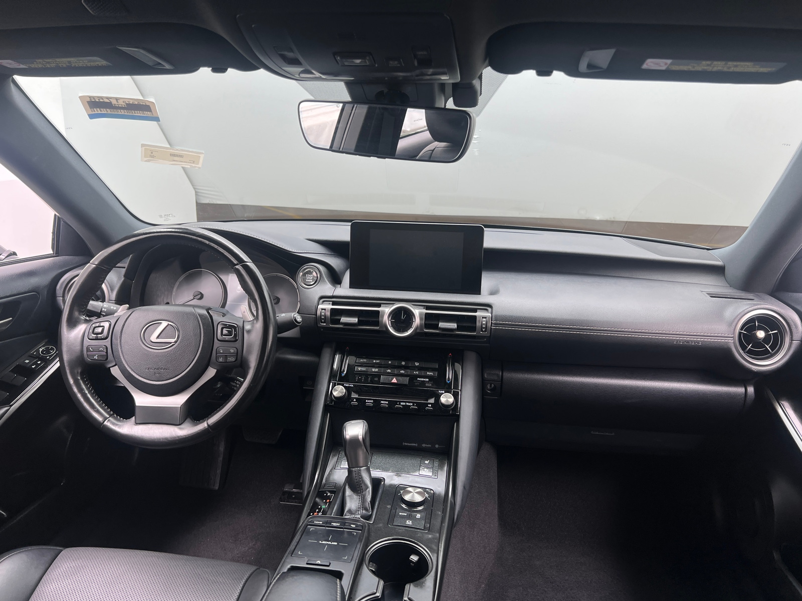 Thumbnail: 2021 Lexus IS - 2