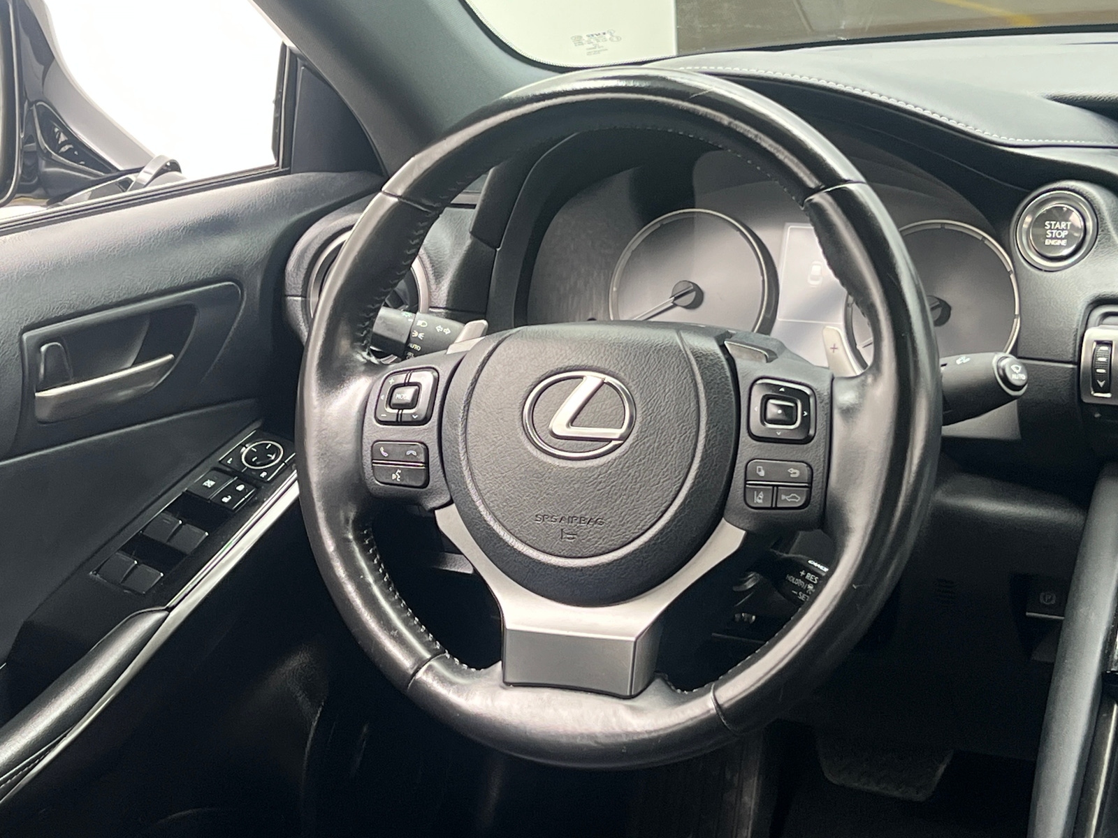 Thumbnail: 2021 Lexus IS - 4