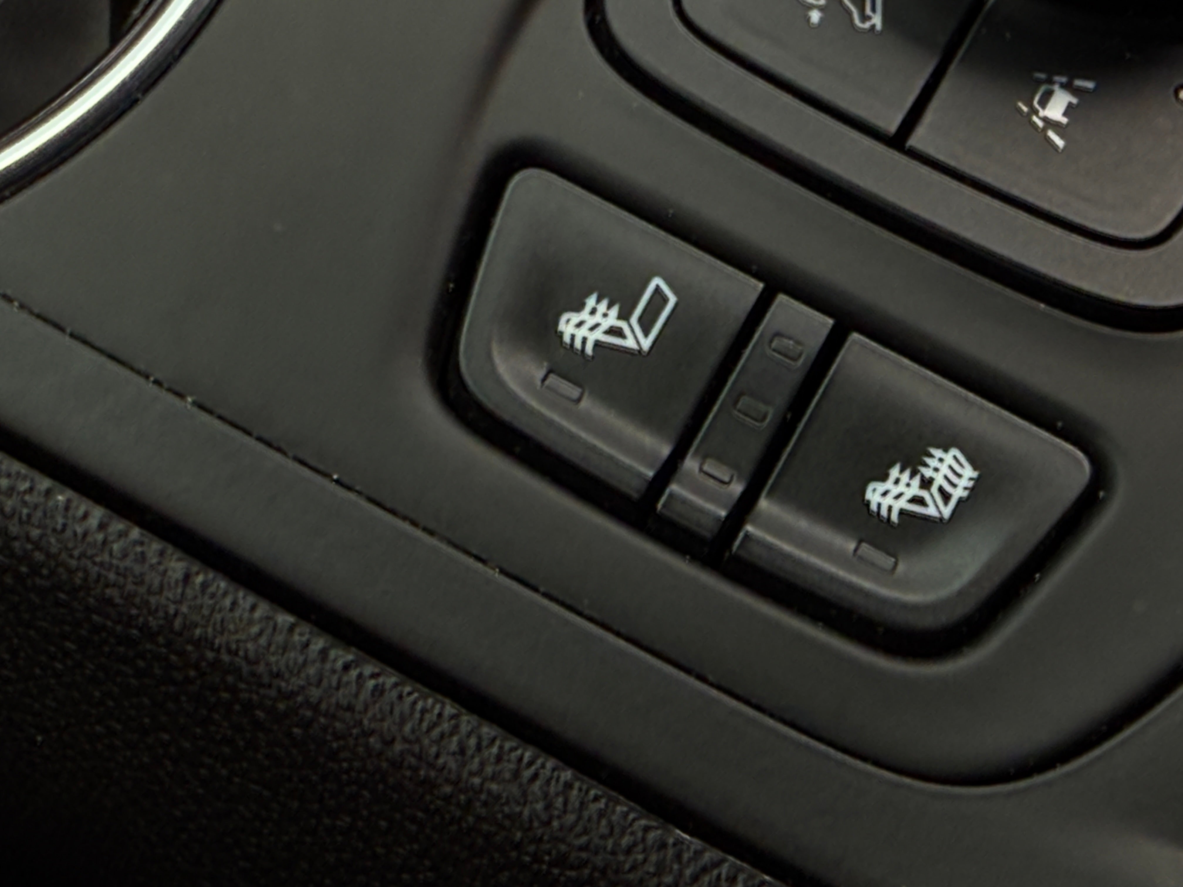 2023 GMC Terrain SLE - Photo 20