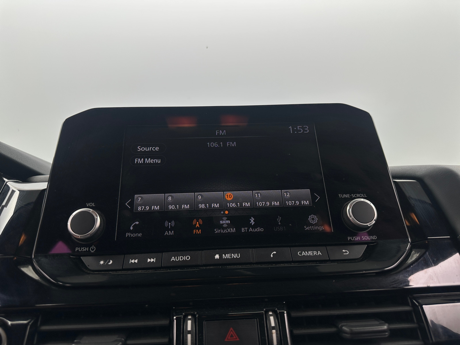 Thumbnail: 2023 Nissan Pathfinder - 4