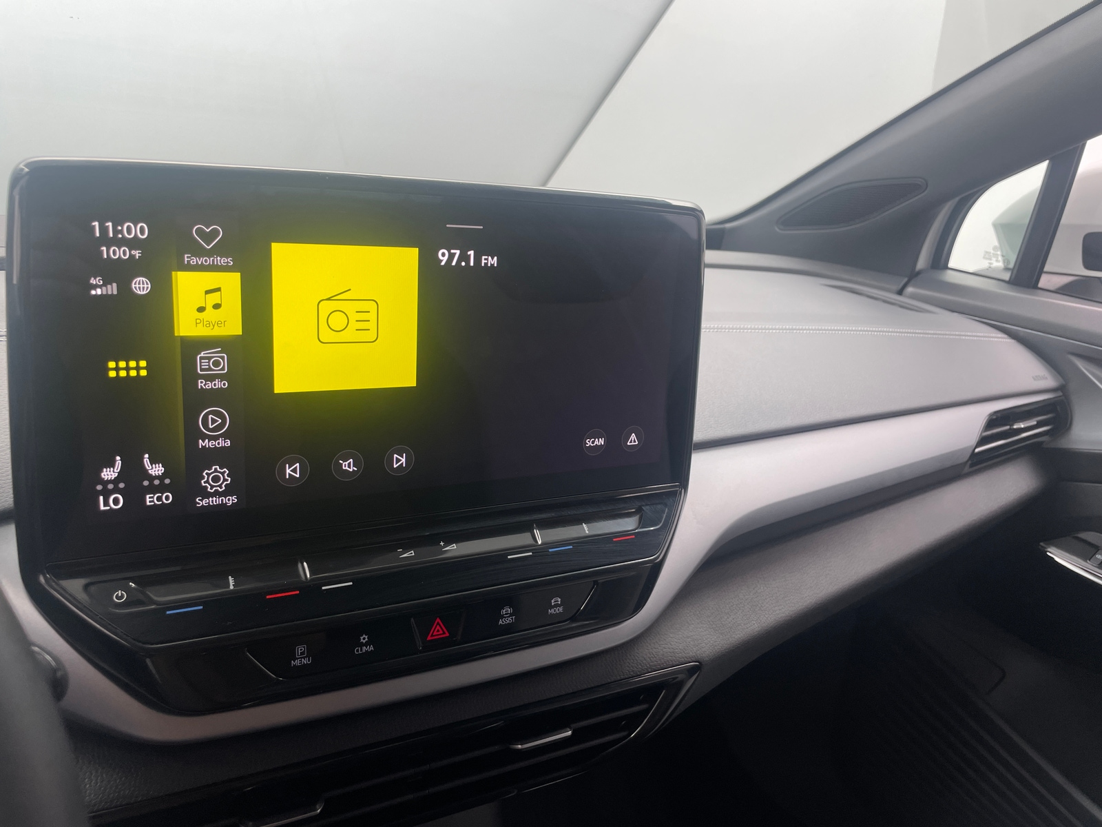 Thumbnail: 2024 Volkswagen ID.4 - 4