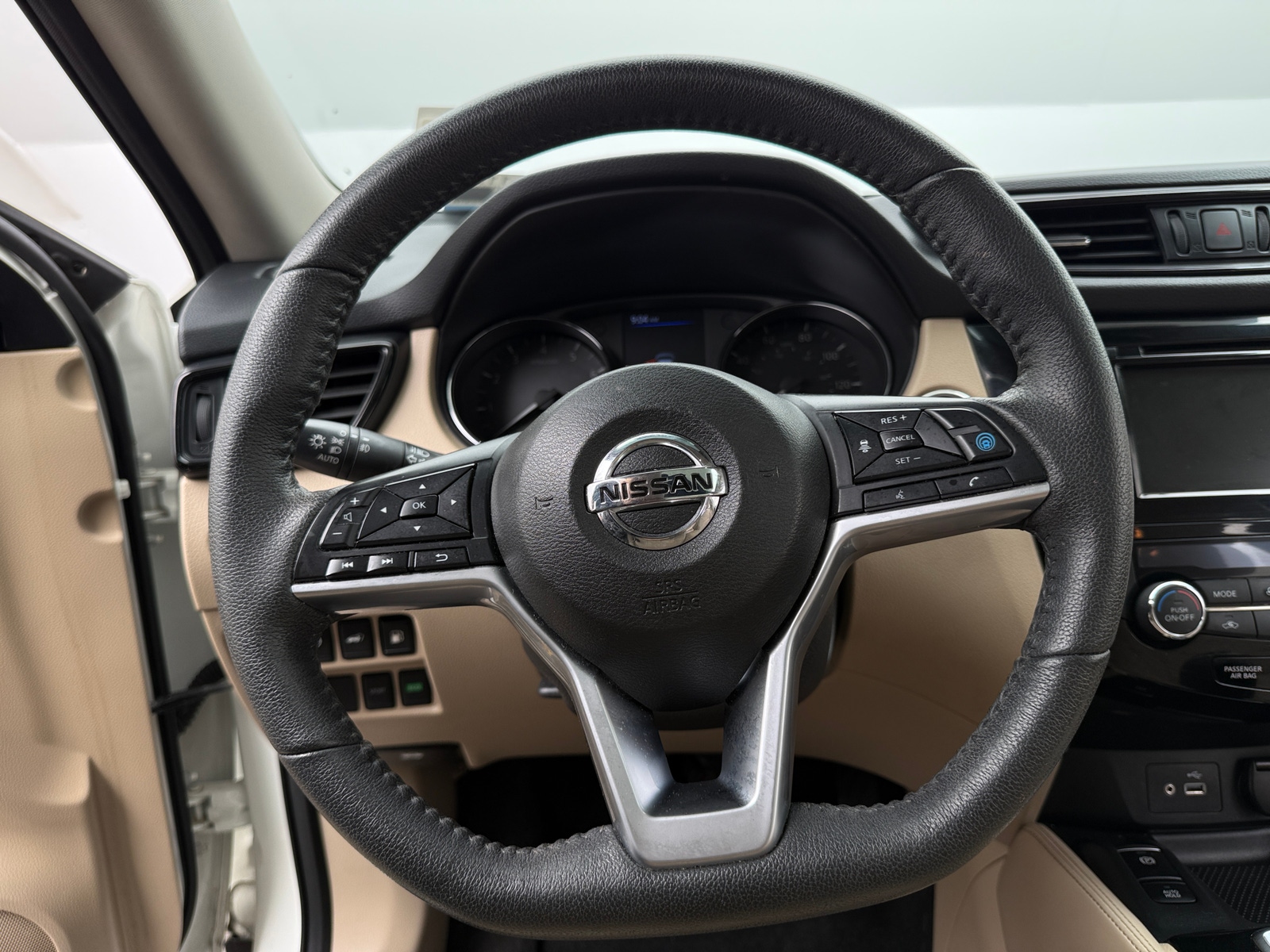 Thumbnail: 2020 Nissan Rogue - 4