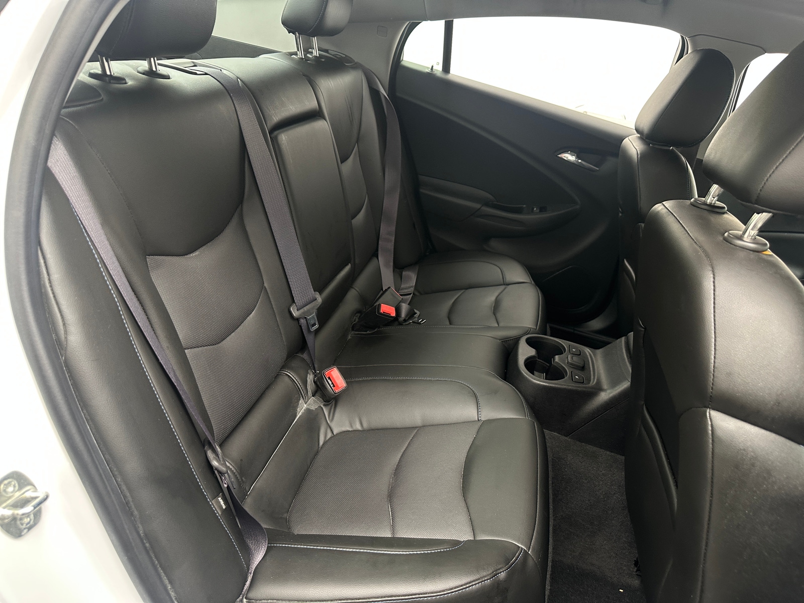 Thumbnail: 2017 Chevrolet Volt - 5