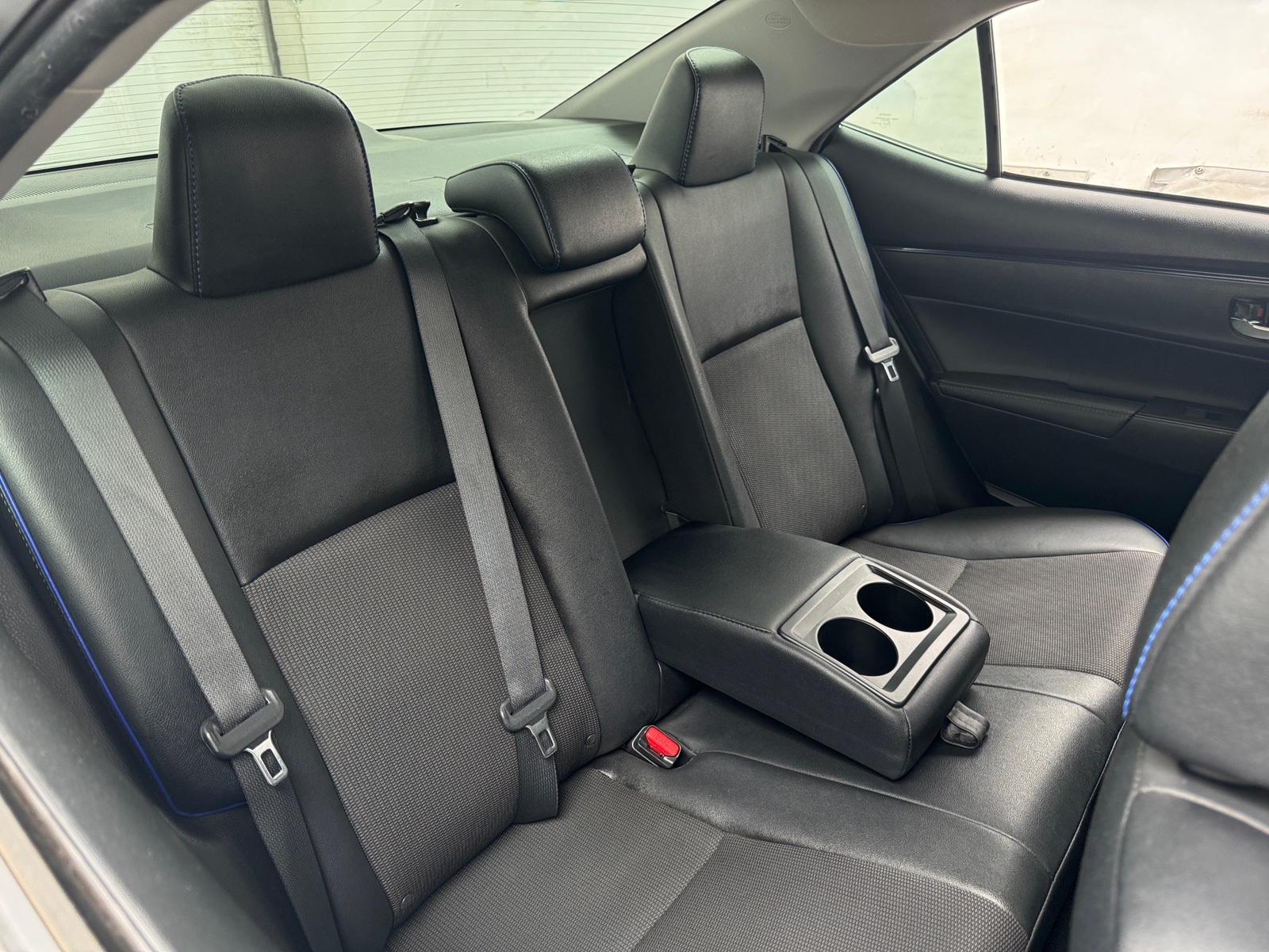 Thumbnail: 2018 Toyota Corolla - 6