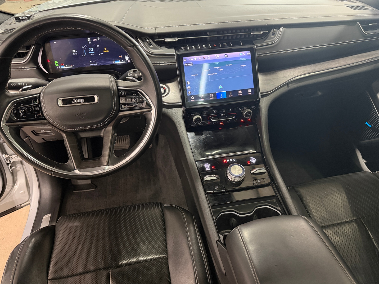 Thumbnail: 2022 Jeep Grand Cherokee L - 2