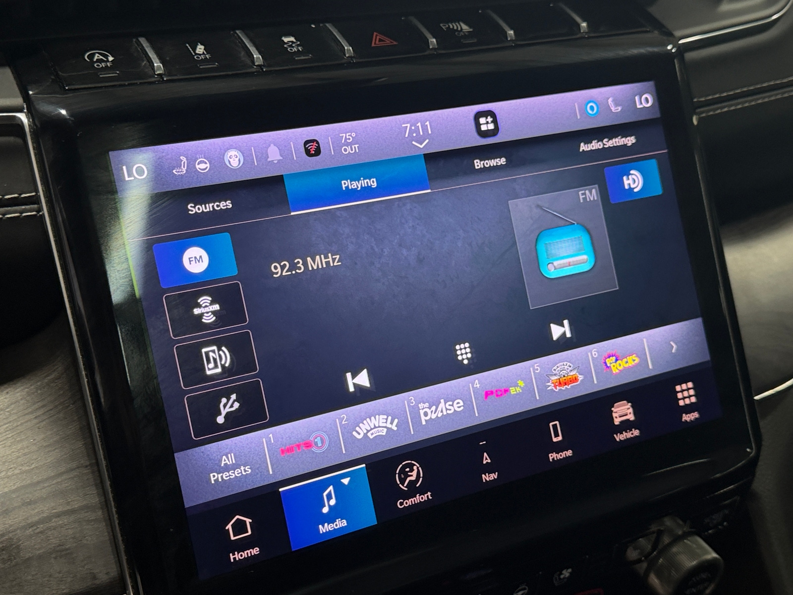 Thumbnail: 2022 Jeep Grand Cherokee L - 3