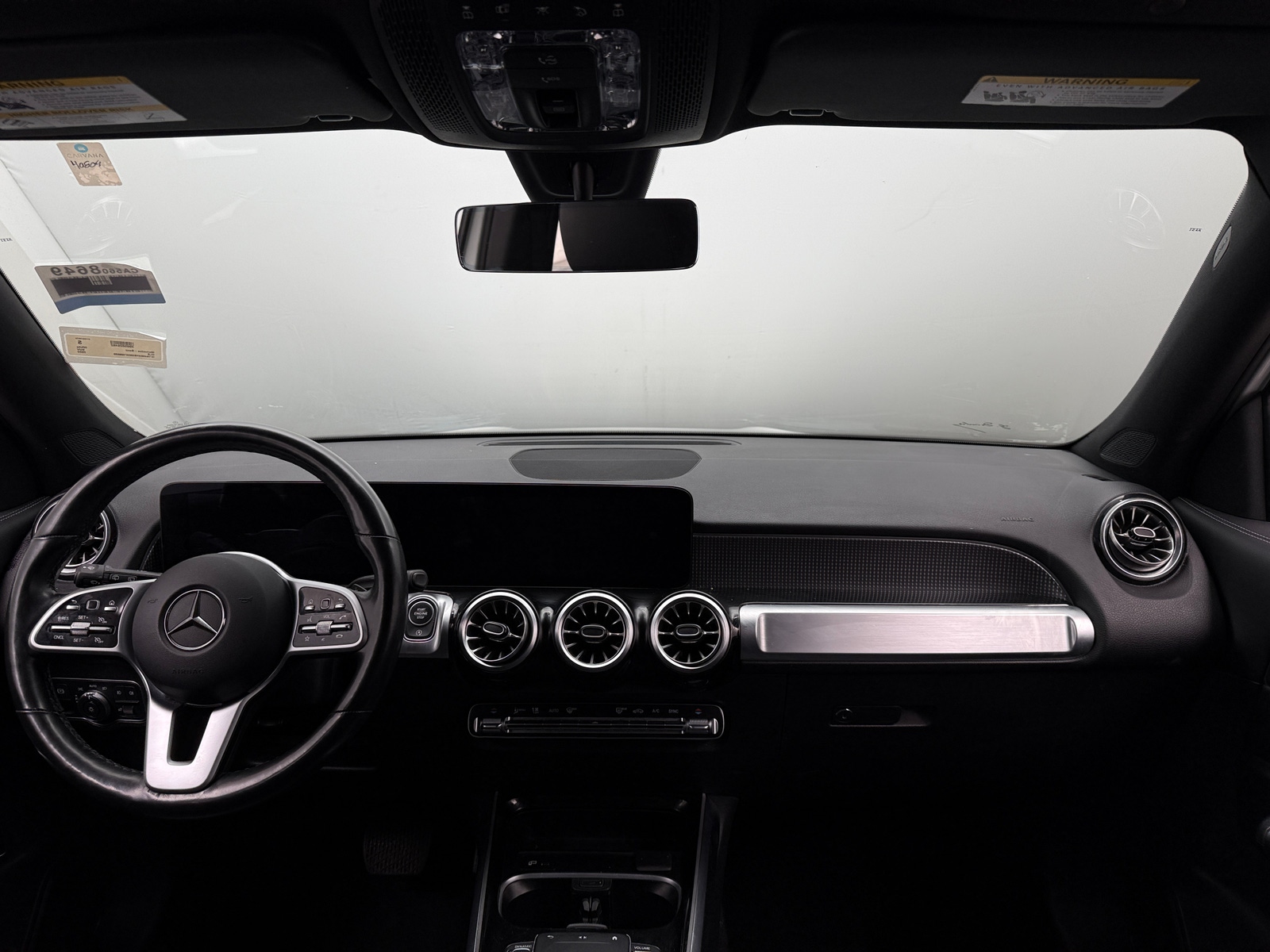 Thumbnail: 2022 Mercedes-Benz GLB - 2