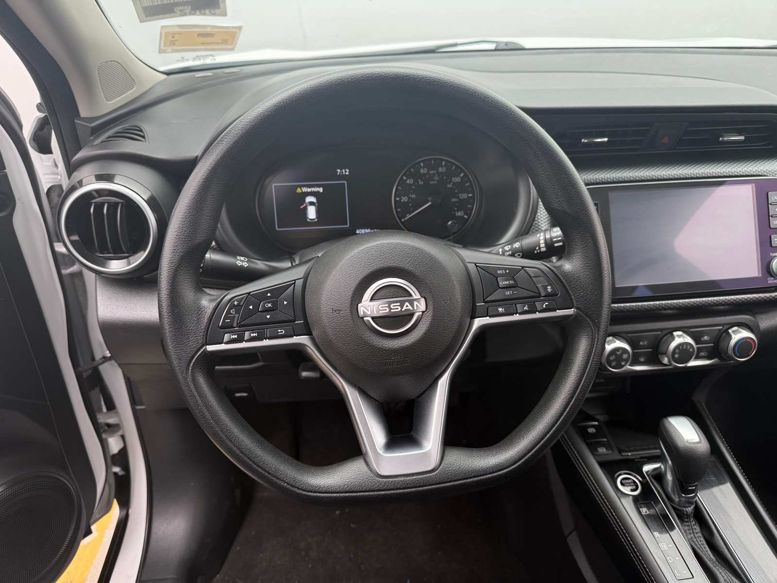 Thumbnail: 2023 Nissan Kicks - 5
