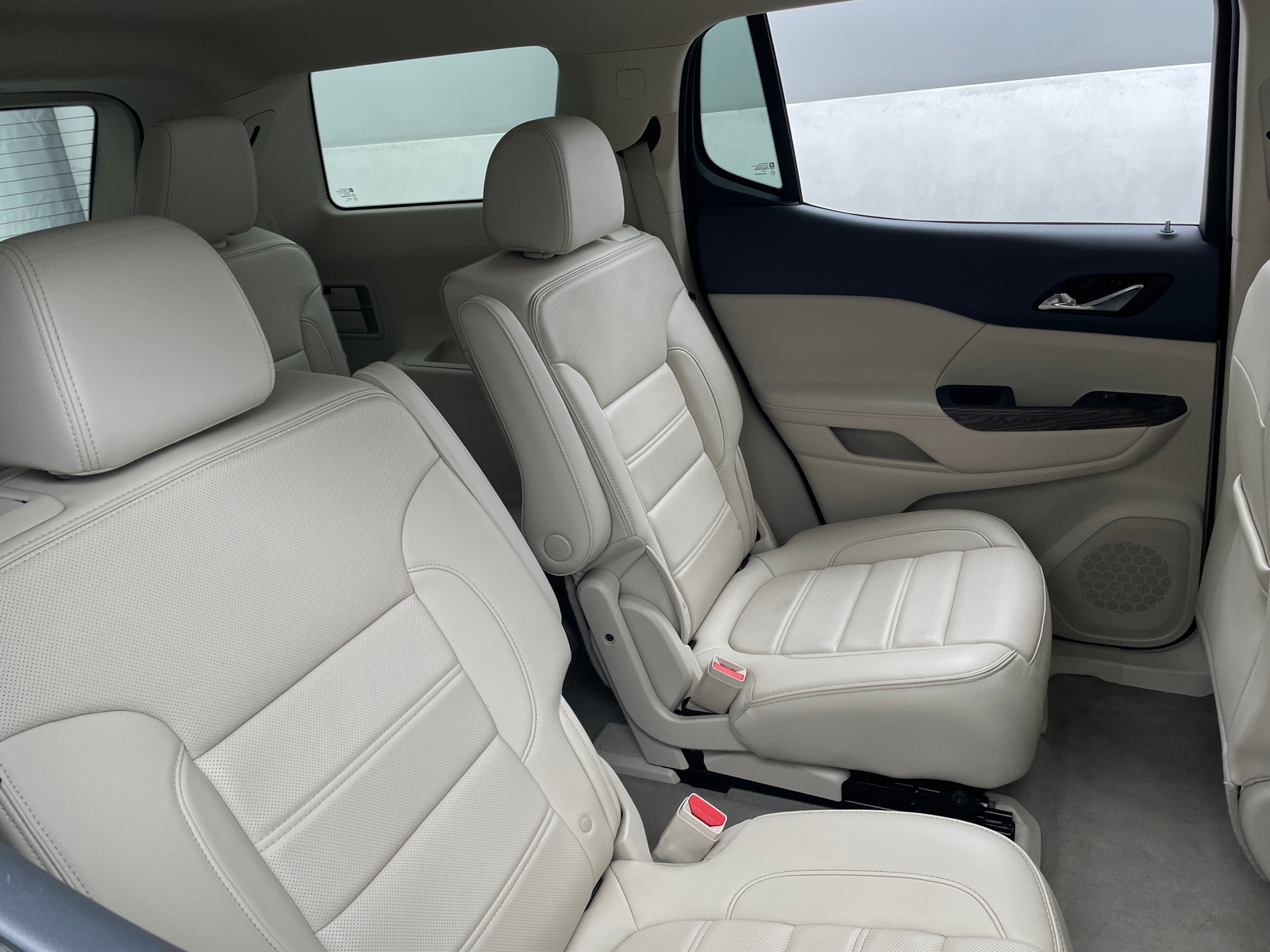 Thumbnail: 2023 GMC Acadia - 5