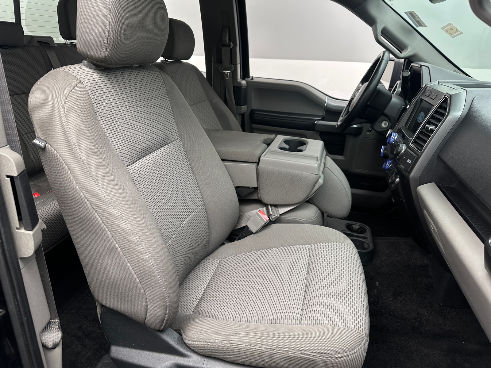 Thumbnail: 2018 Ford Econoline - 2