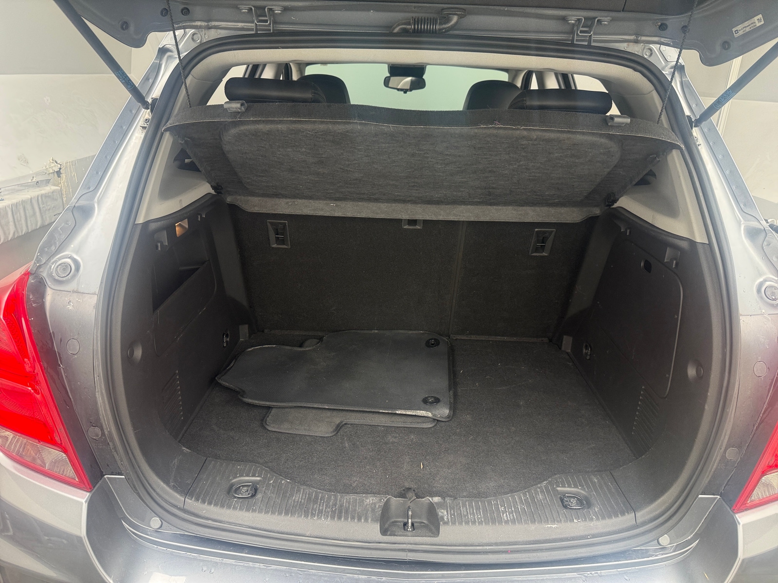 Thumbnail: 2019 Chevrolet Trax - 6