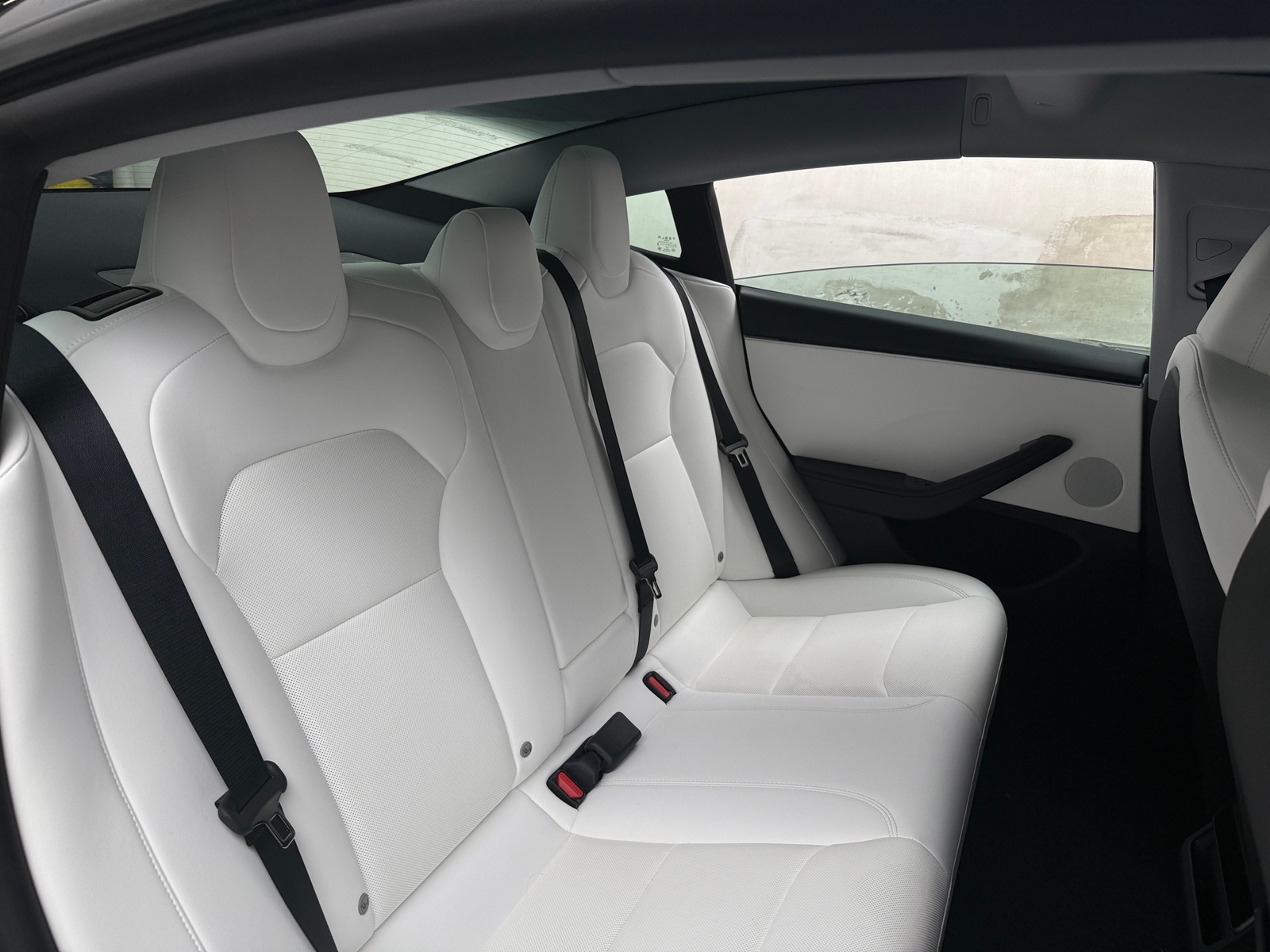 Thumbnail: 2025 Tesla Model 3 - 5
