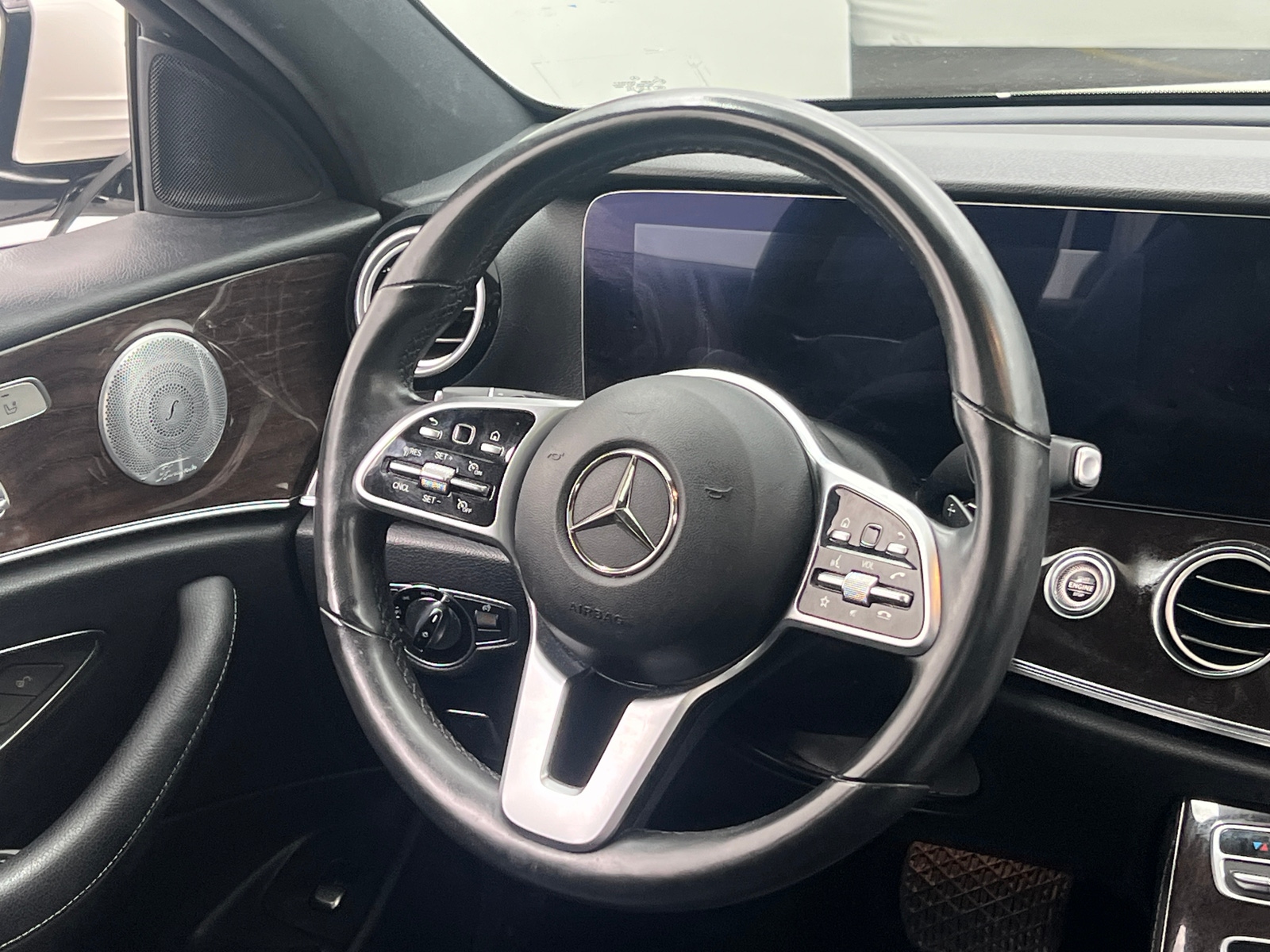 Thumbnail: 2020 Mercedes-Benz E-Class - 4