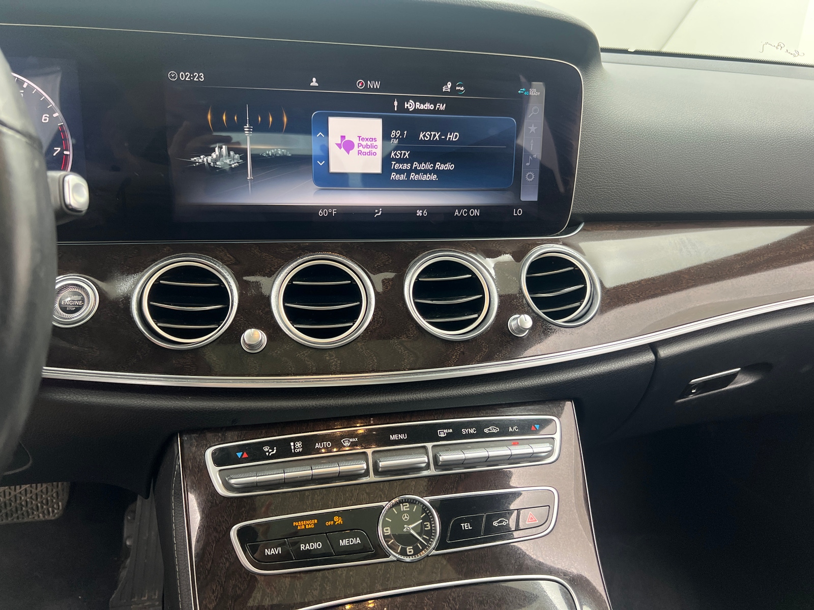 Thumbnail: 2020 Mercedes-Benz E-Class - 3