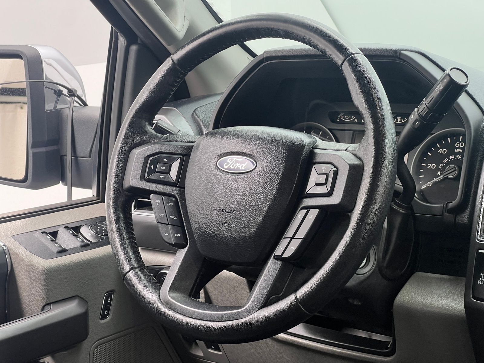 Thumbnail: 2020 Ford Econoline - 5