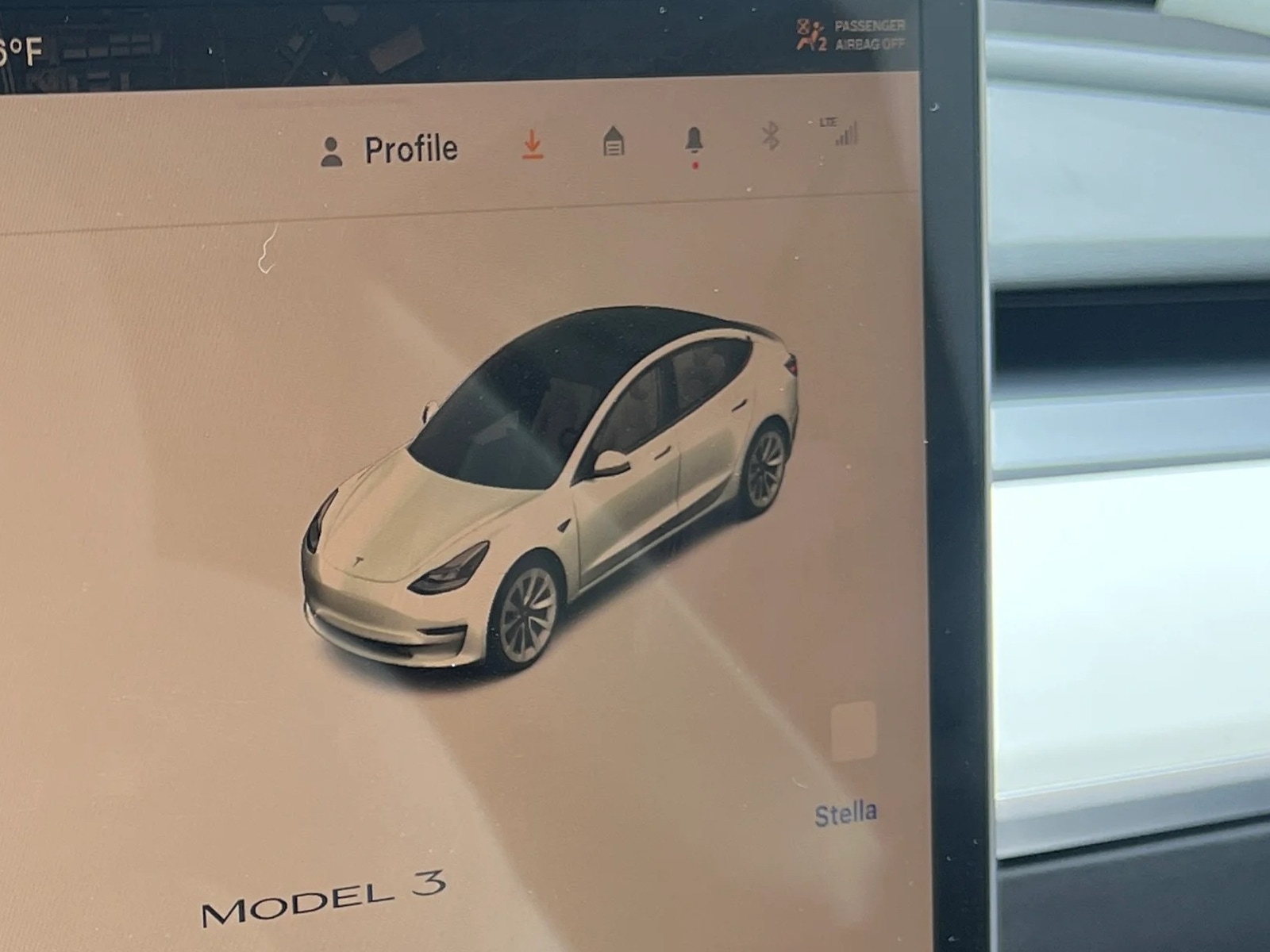 Thumbnail: 2022 Tesla Model 3 - 3