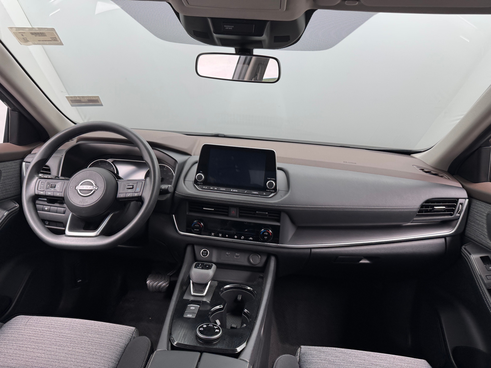 Thumbnail: 2023 Nissan Rogue - 3