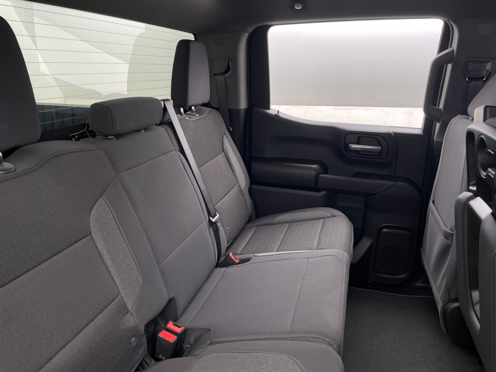 Thumbnail: 2026 Chevrolet Silverado 1500 - 6