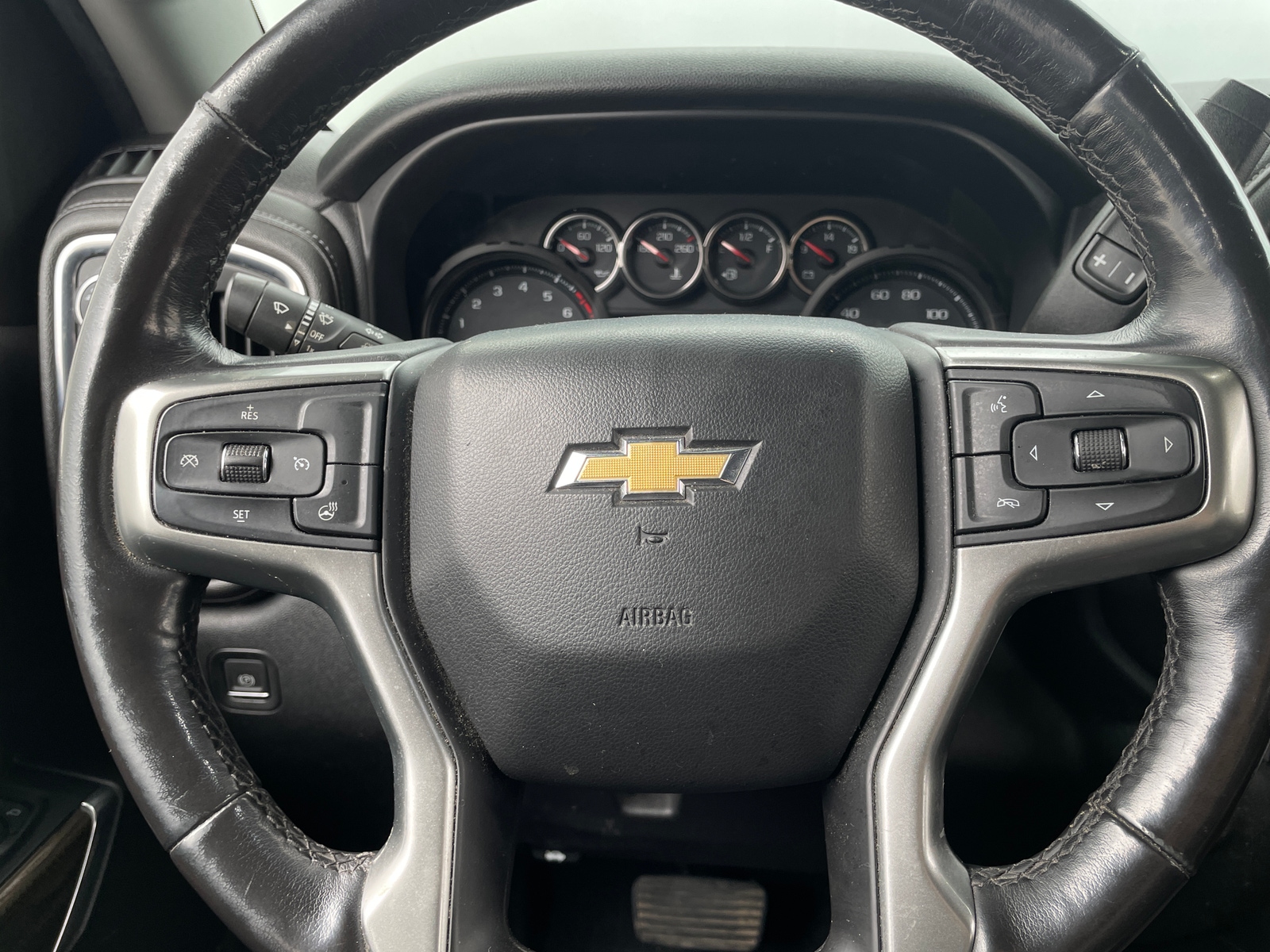 Thumbnail: 2019 Chevrolet Silverado 1500 - 5