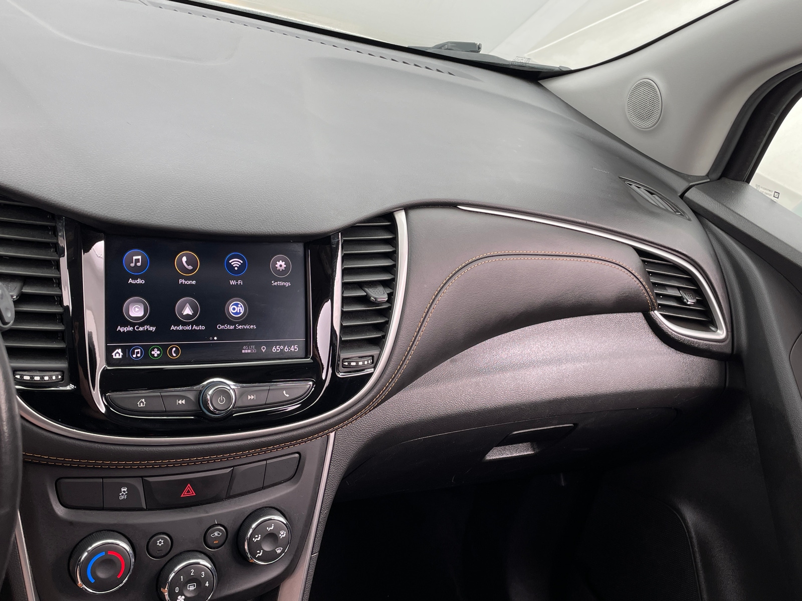 Thumbnail: 2020 Chevrolet Trax - 3
