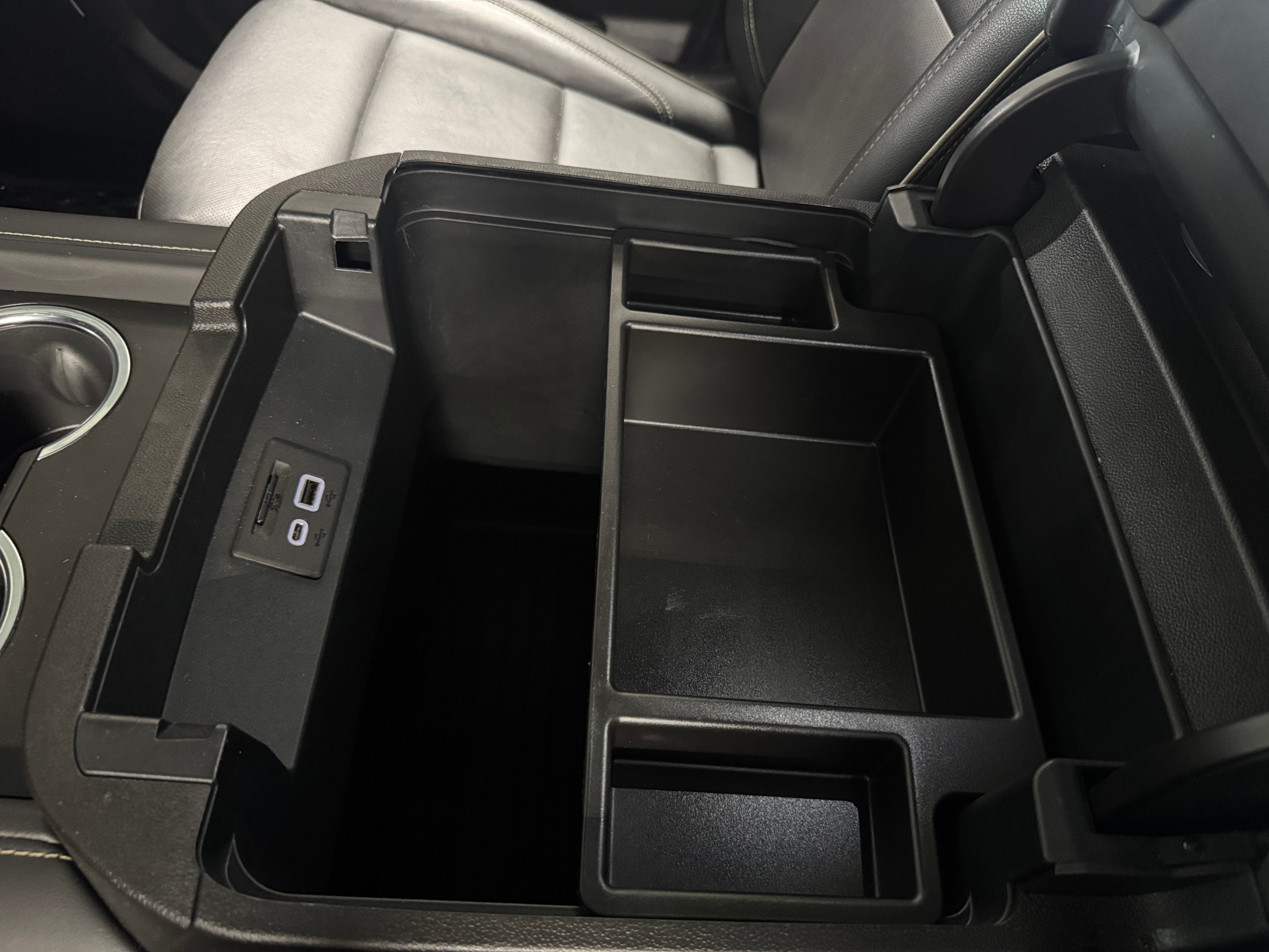 2021 Chevrolet Tahoe Premier - Photo 22