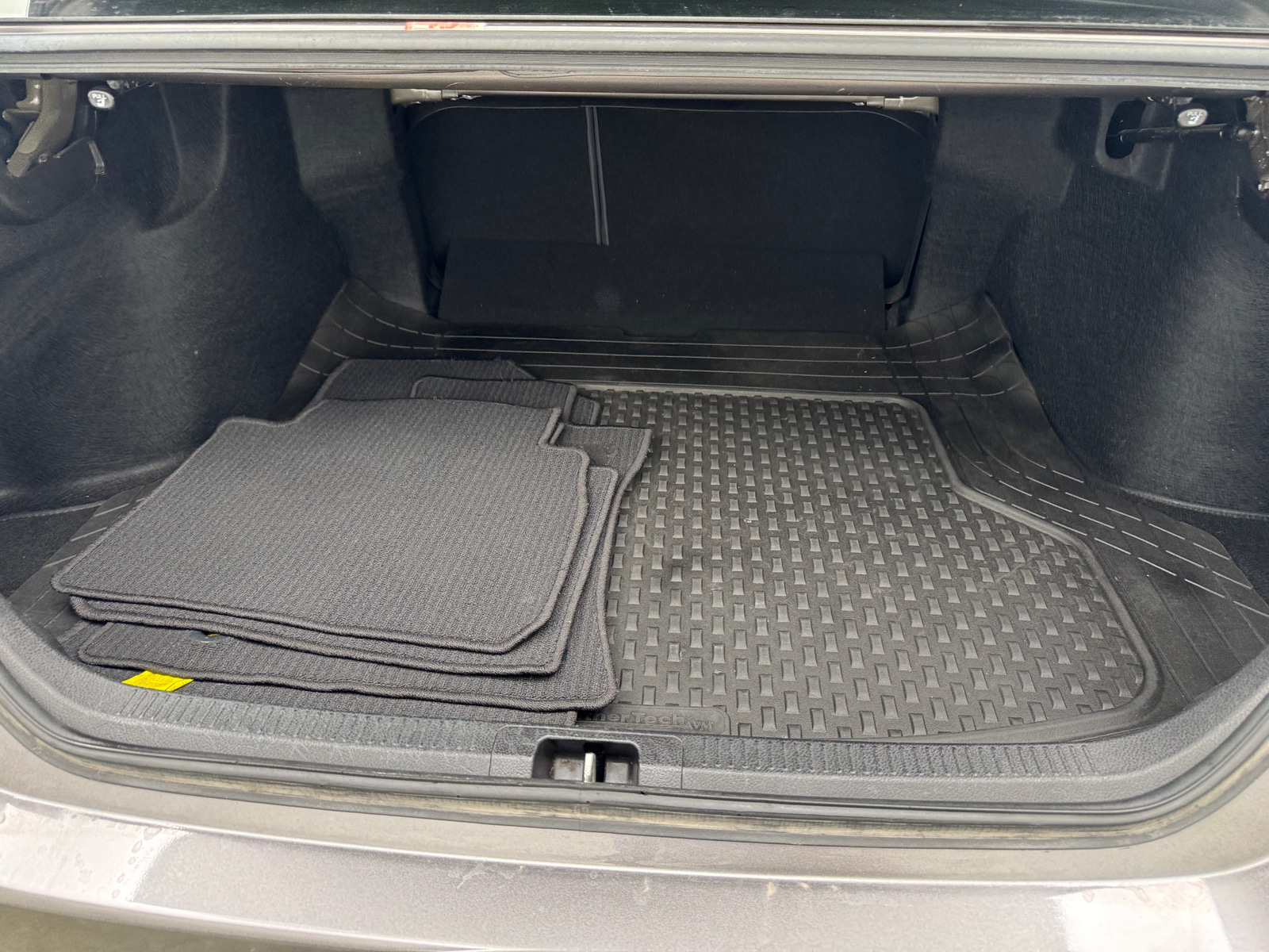 Thumbnail: 2019 Toyota Camry - 6