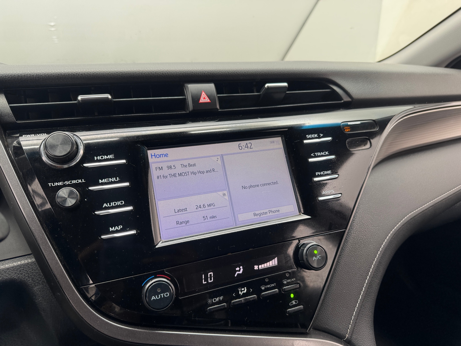 Thumbnail: 2019 Toyota Camry - 3
