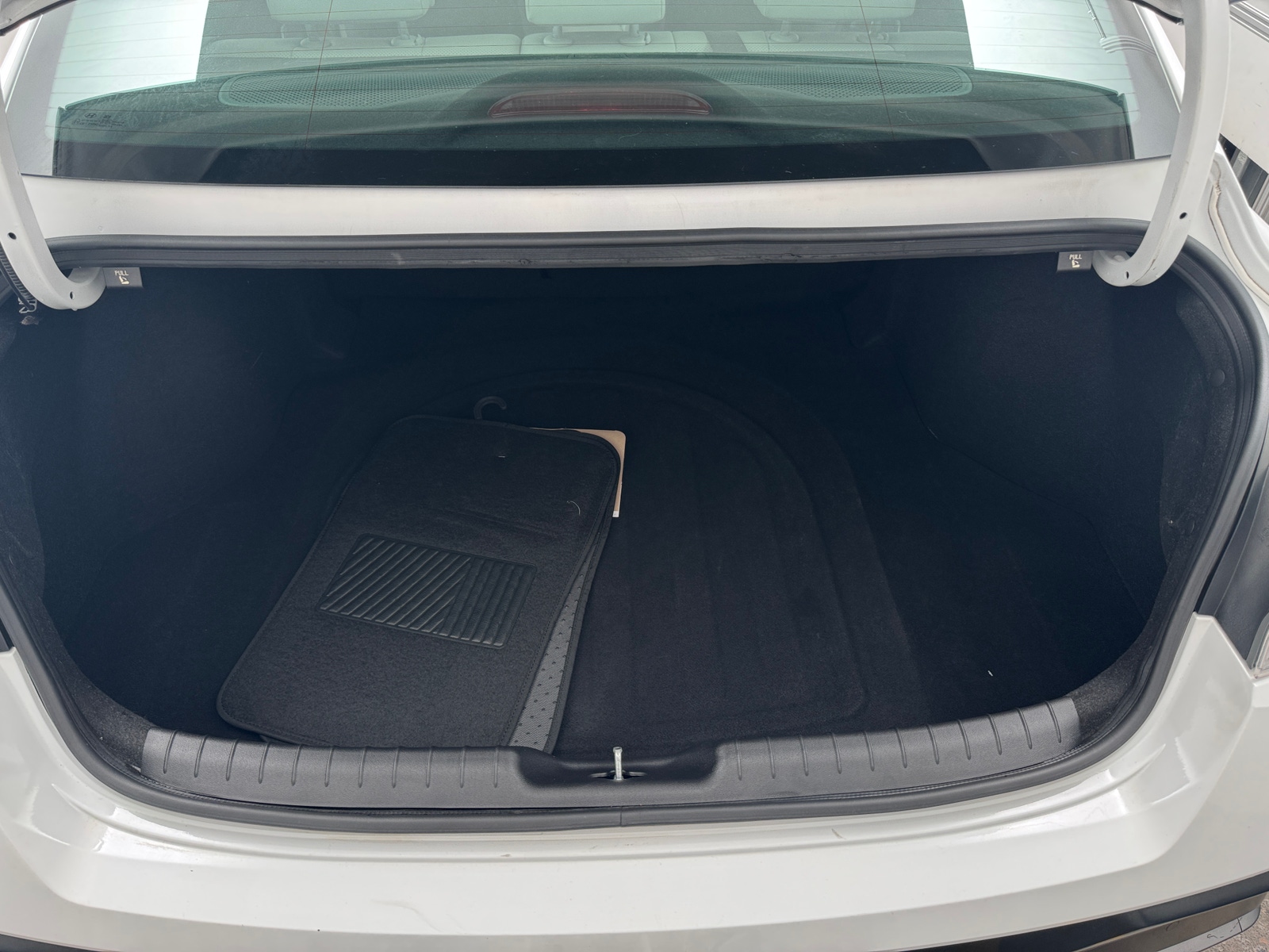 Thumbnail: 2024 Hyundai Elantra - 6