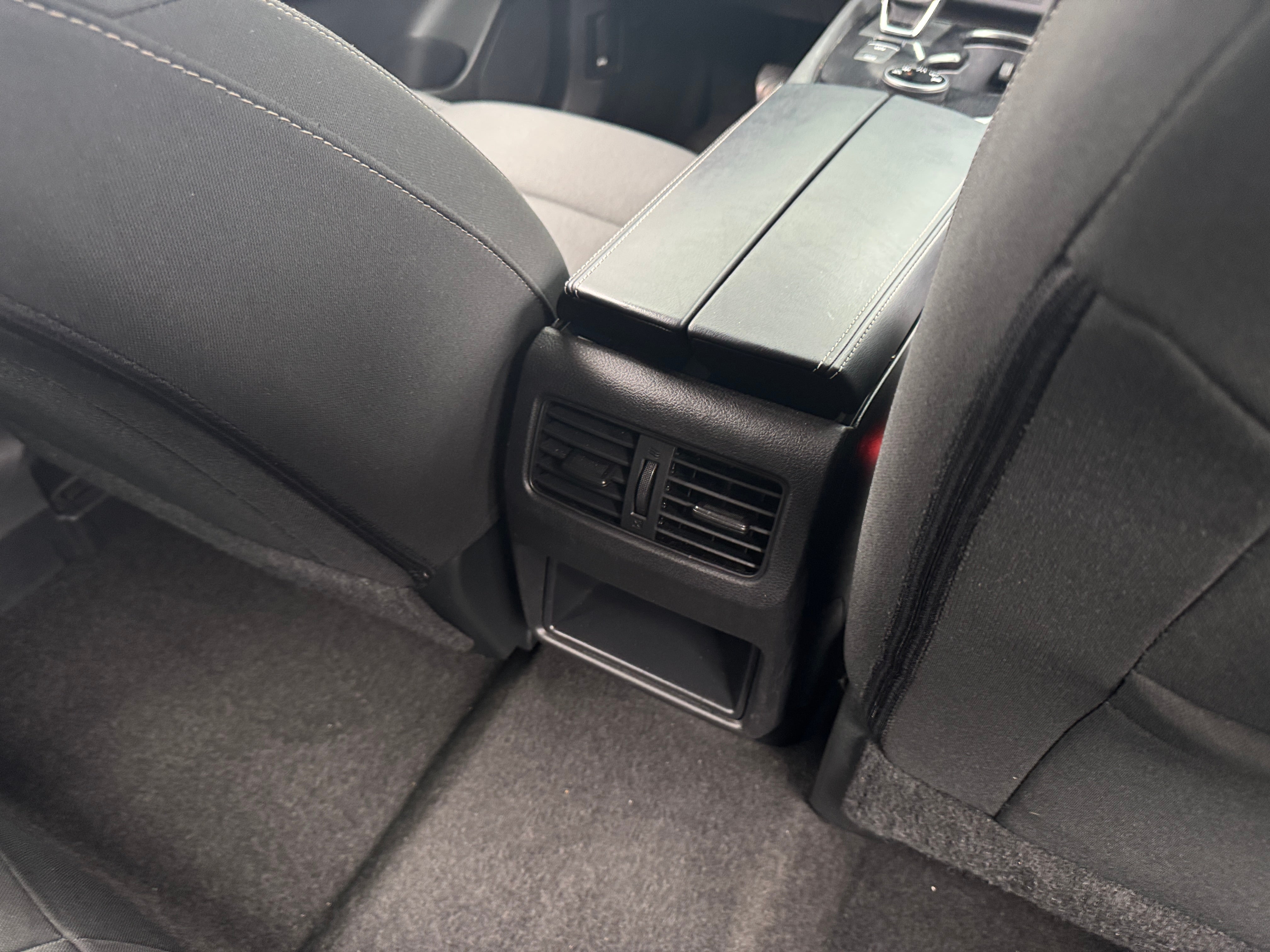 2024 Nissan Rogue S - Photo 4