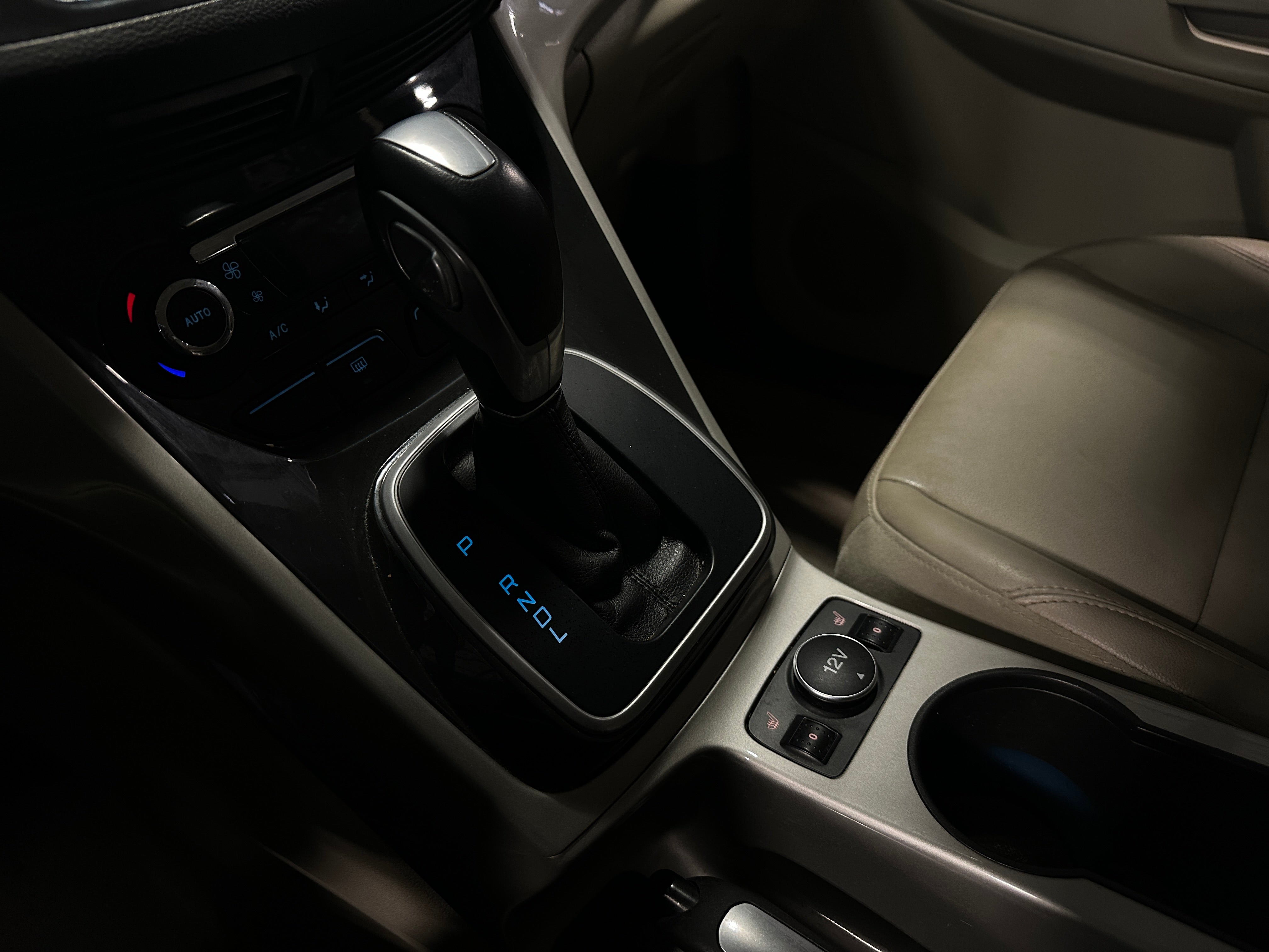 Used 2014 Ford C-Max SEL with VIN 1FADP5BU9EL514662 for sale in Auburn, WA