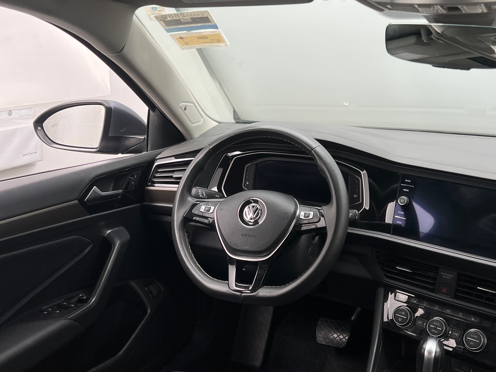 Thumbnail: 2021 Volkswagen Jetta - 4