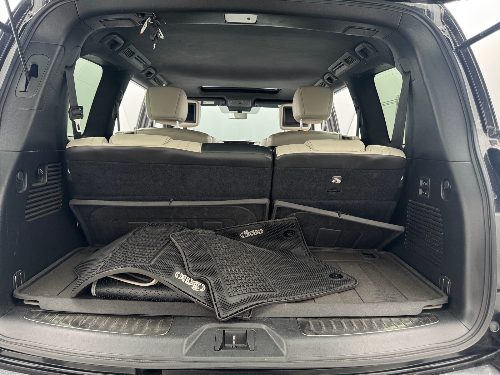 Thumbnail: 2019 INFINITI QX80 - 6