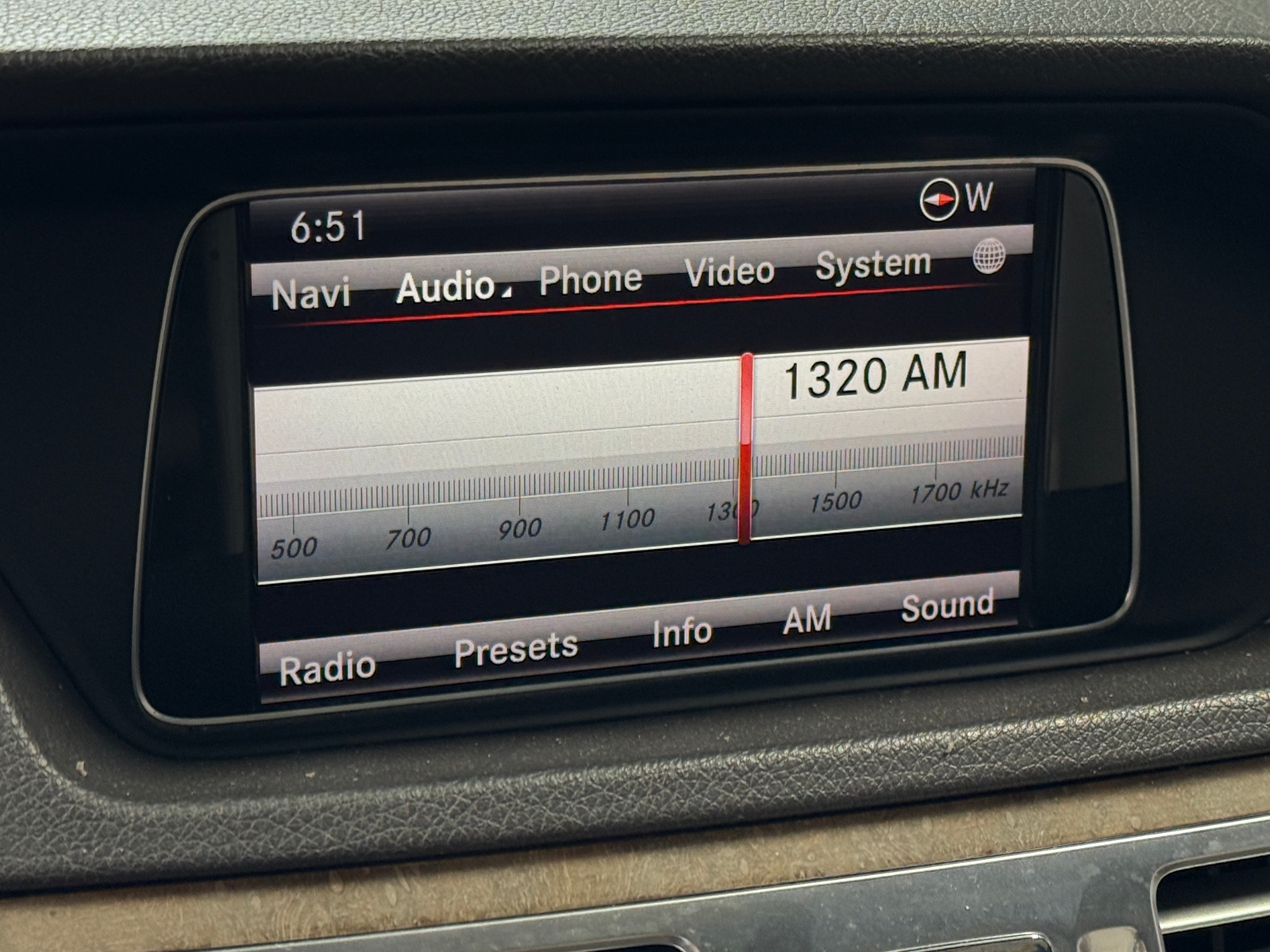 Thumbnail: 2014 Mercedes-Benz E-Class - 3