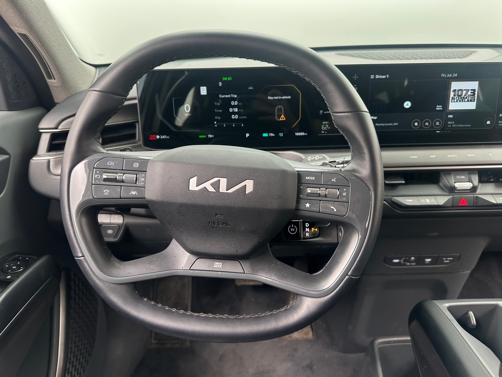 Thumbnail: 2026 Kia EV9 - 4