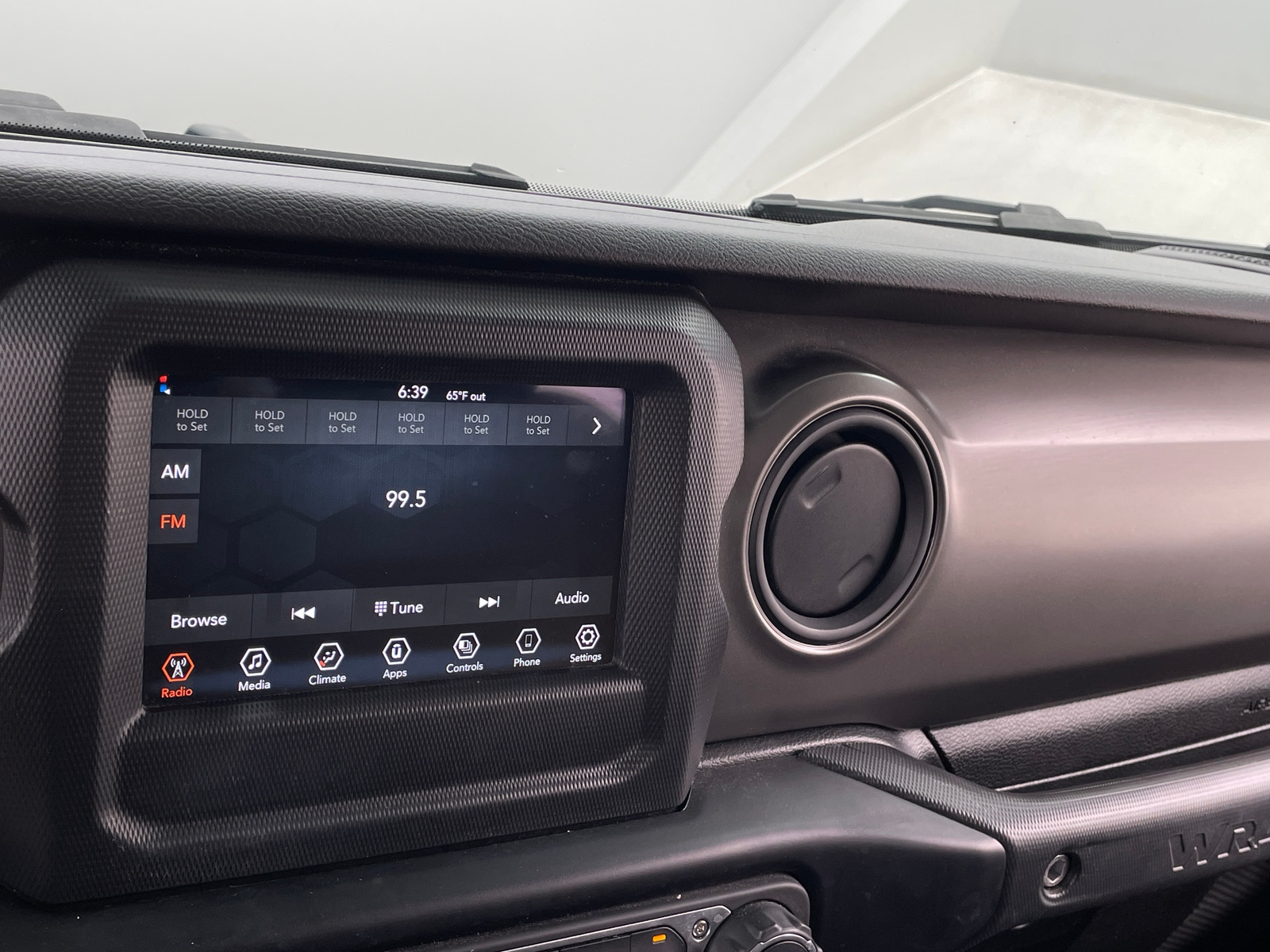 Thumbnail: 2022 Jeep Wrangler - 4