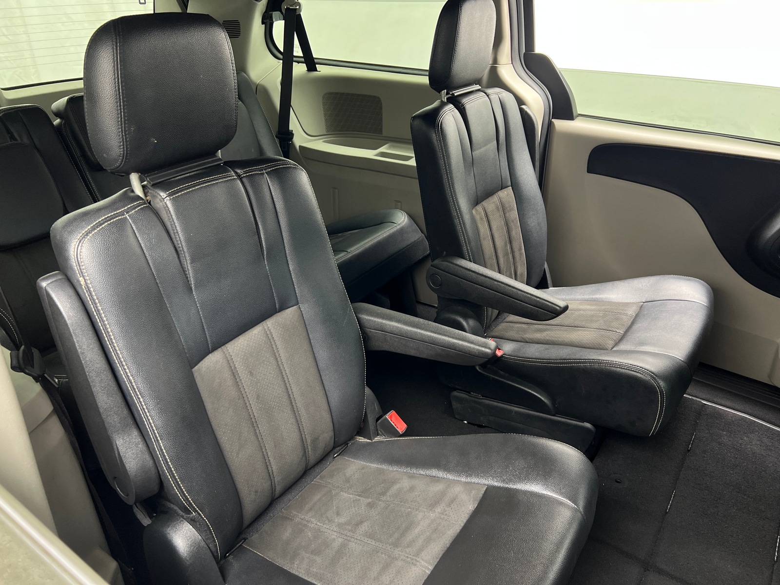 Thumbnail: 2019 Dodge Grand Caravan - 5