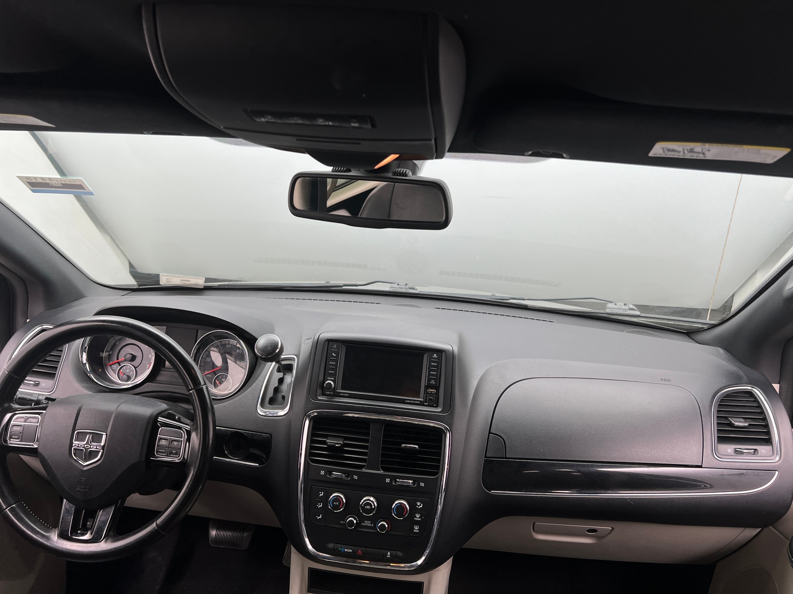 Thumbnail: 2019 Dodge Grand Caravan - 2
