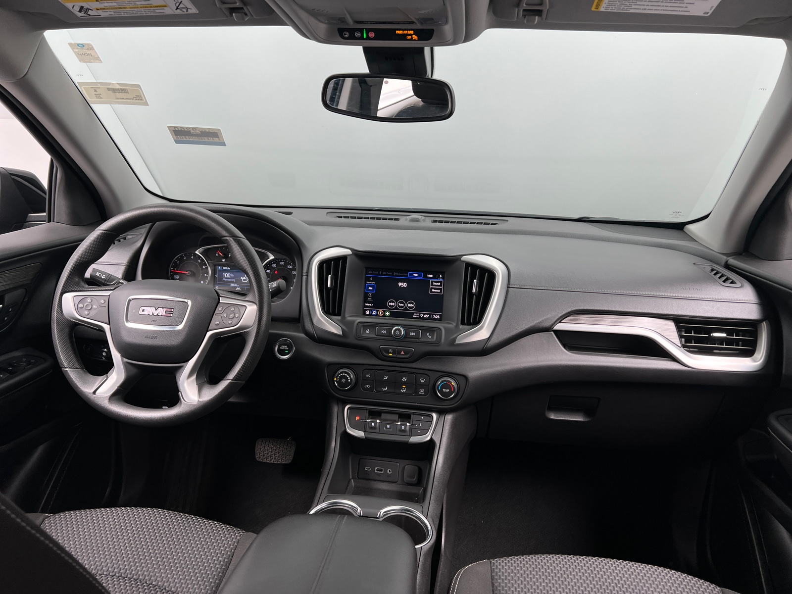 Thumbnail: 2024 GMC Terrain - 3