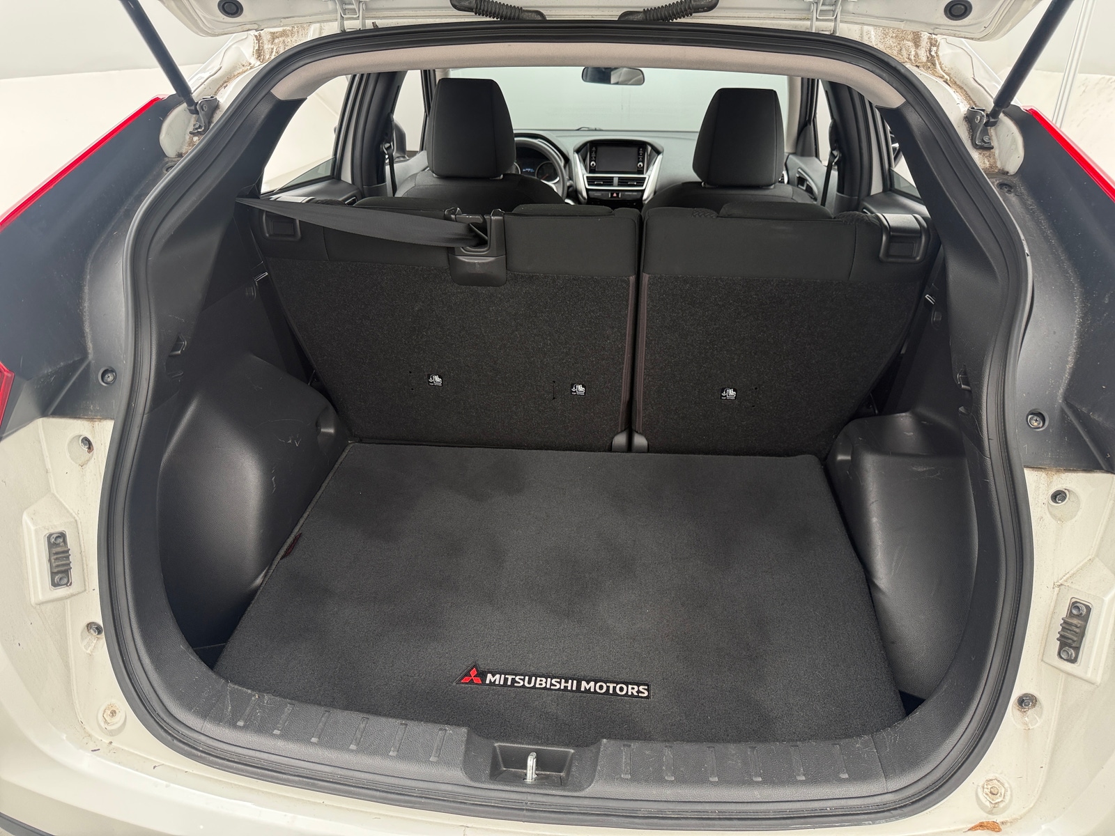 Thumbnail: 2018 Mitsubishi Eclipse Cross - 7