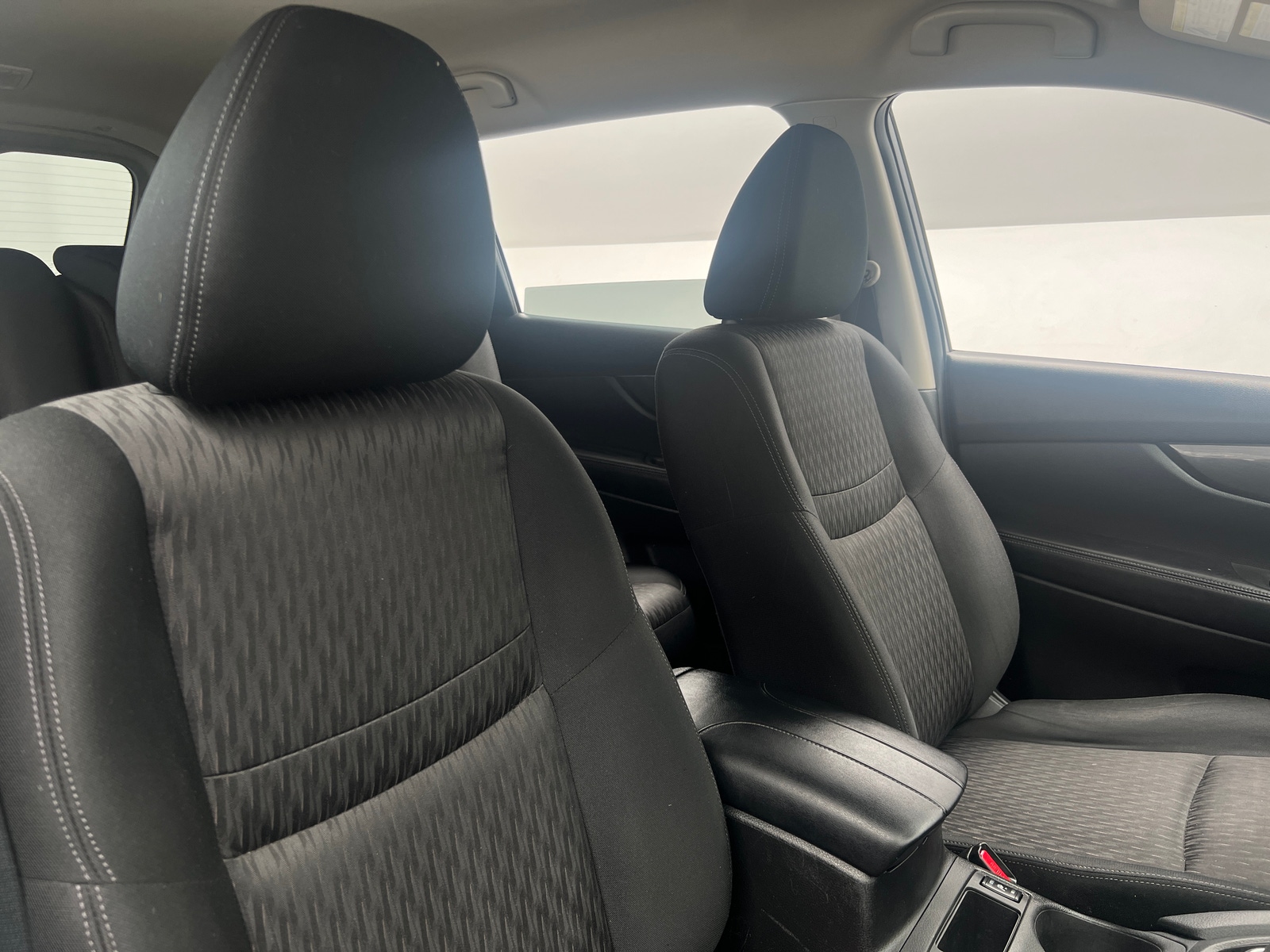 Thumbnail: 2019 Nissan Rogue - 2