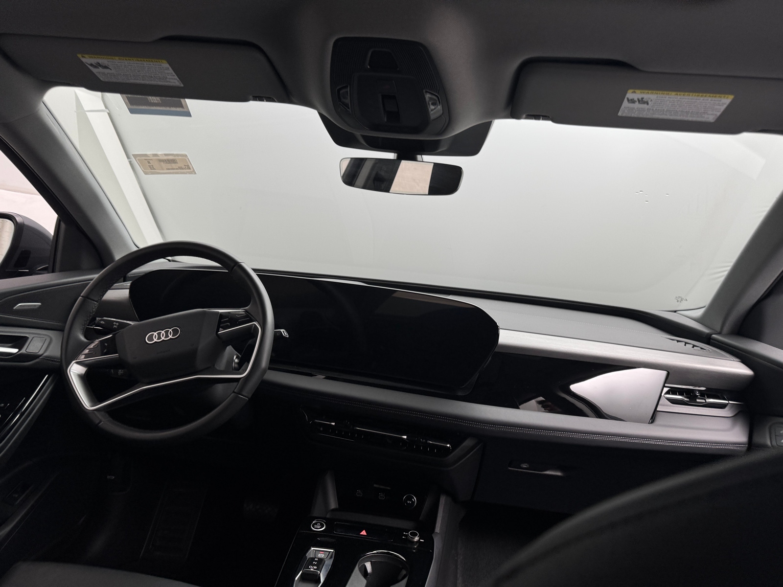 Thumbnail: 2025 Audi Q6 e-tron - 2