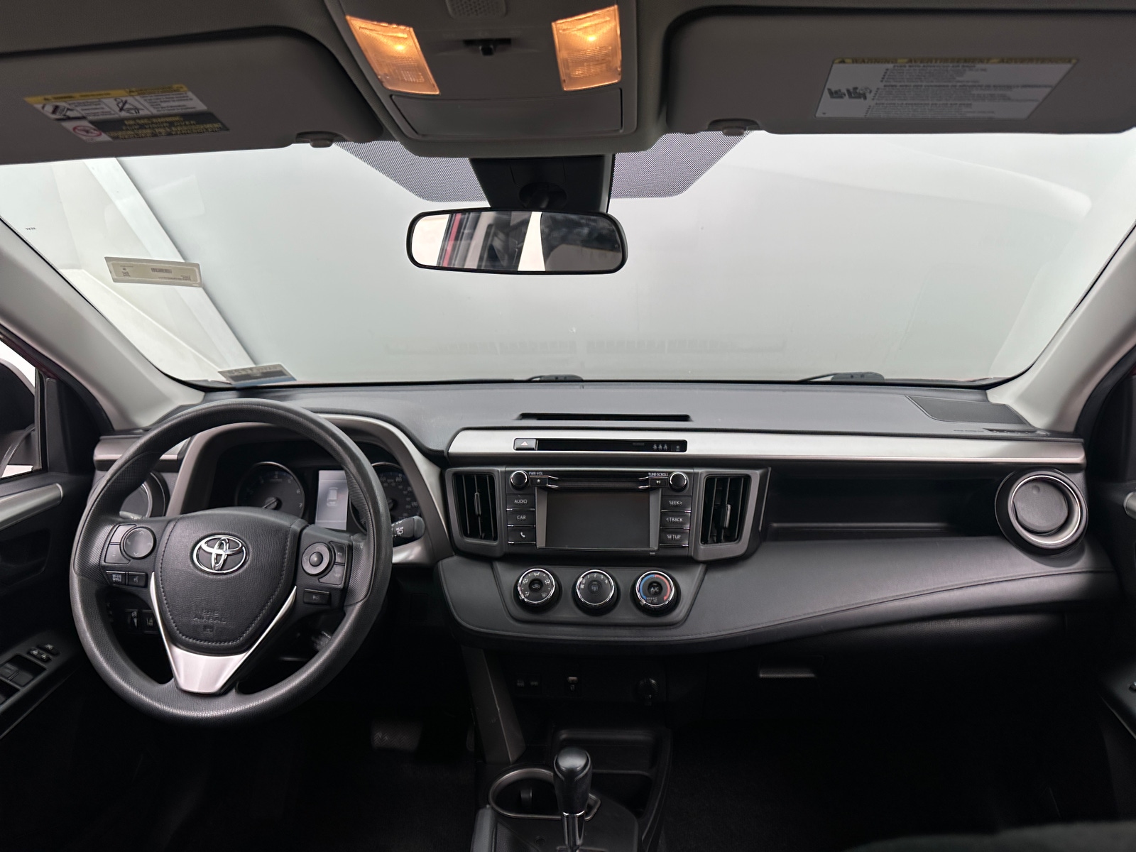 Thumbnail: 2018 Toyota RAV4 - 3