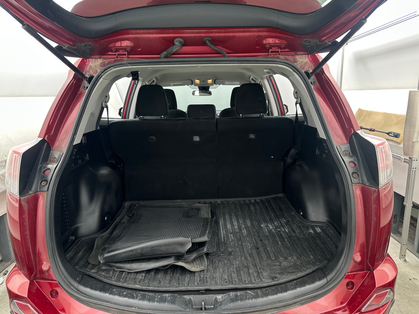 Thumbnail: 2018 Toyota RAV4 - 7