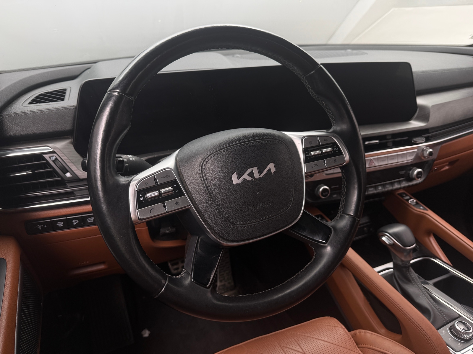 Thumbnail: 2023 Kia Telluride - 4