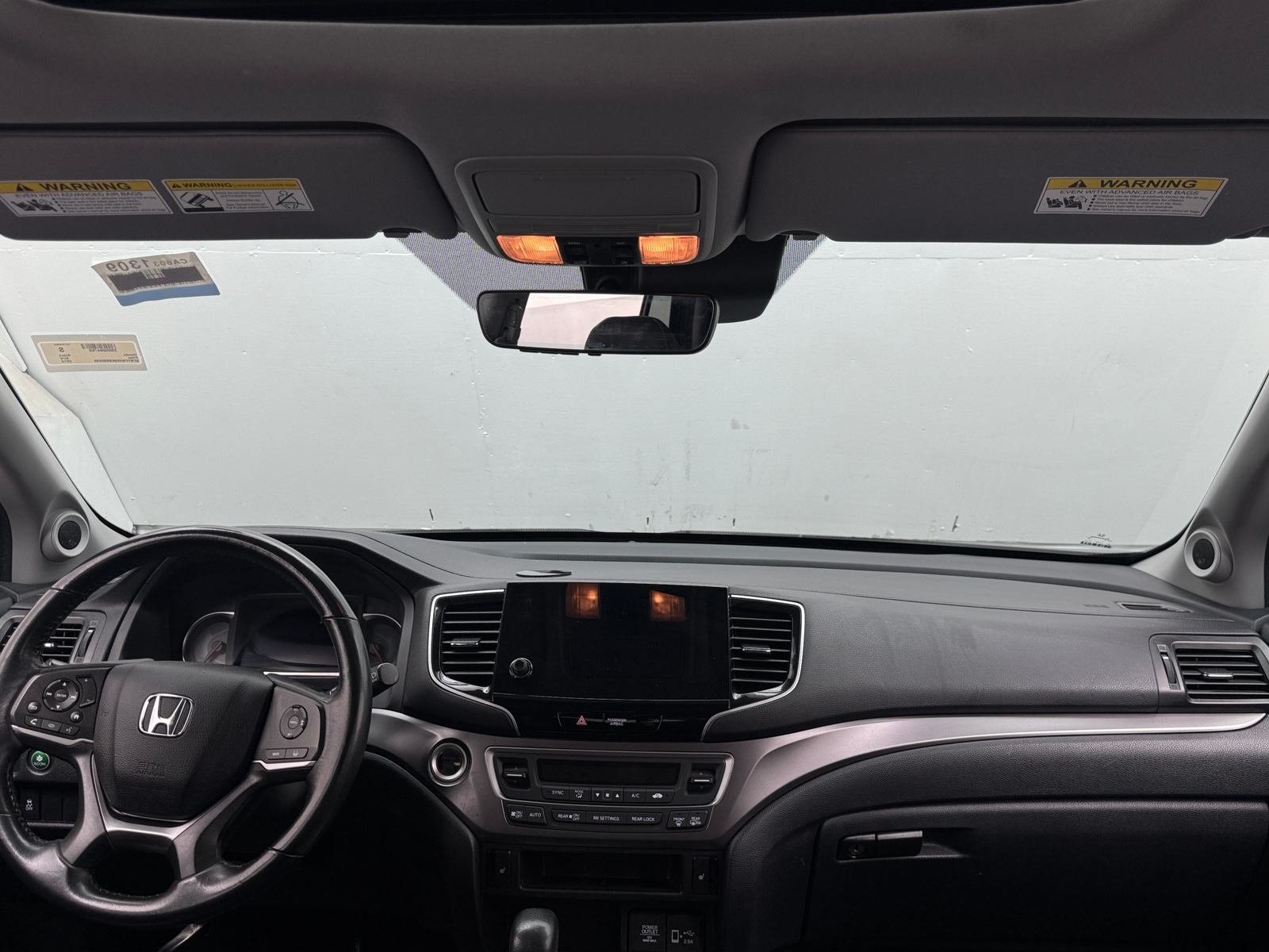 Thumbnail: 2019 Honda Pilot - 2