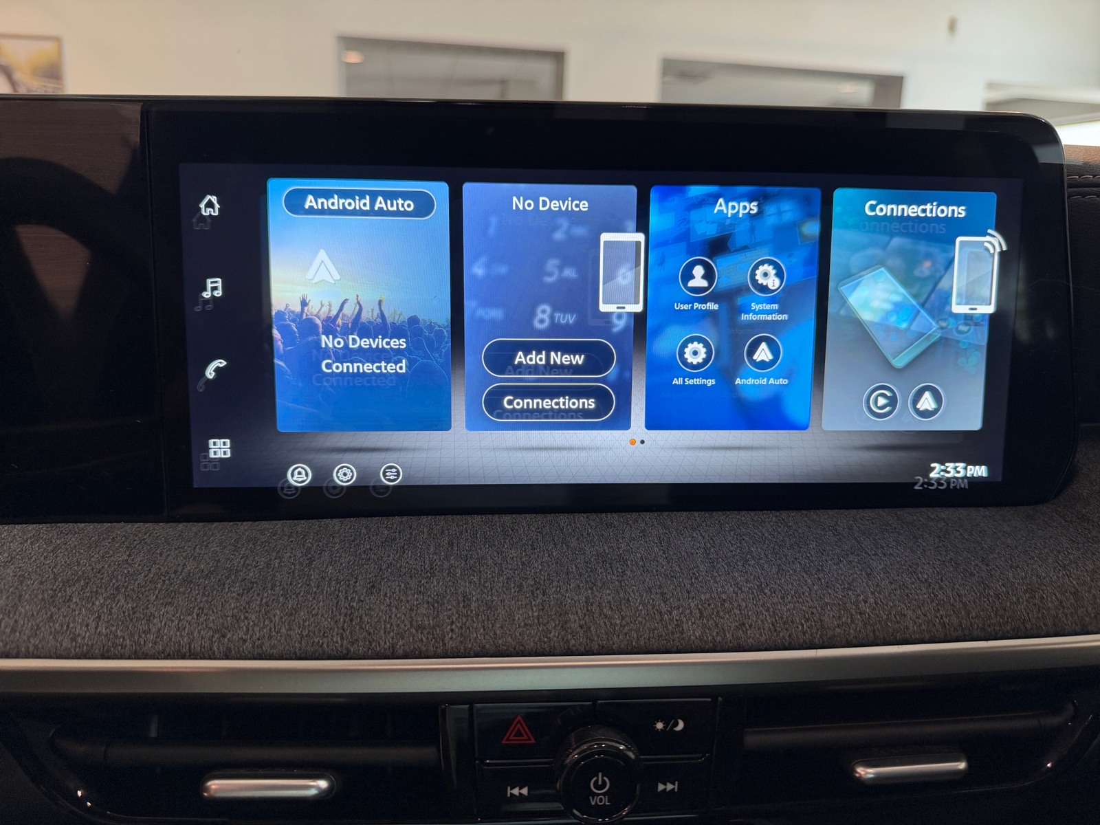 Thumbnail: 2026 Nissan Kicks - 4